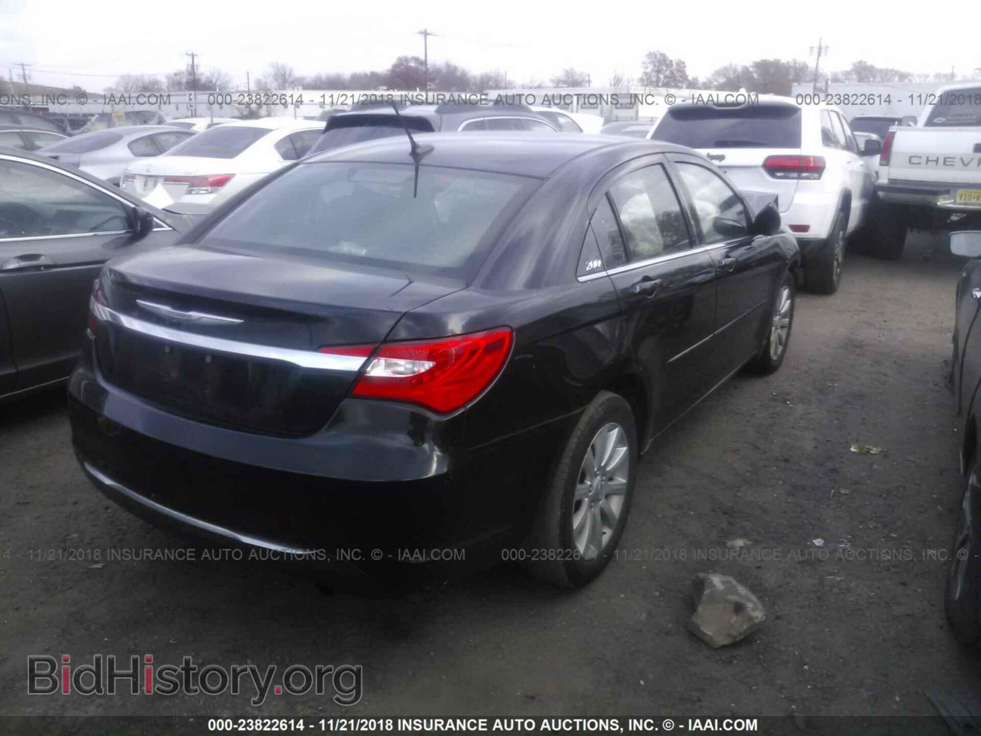 2012 Chrysler 200 - VIN: 1C3CCBBB5CN154973 - Photo 4
