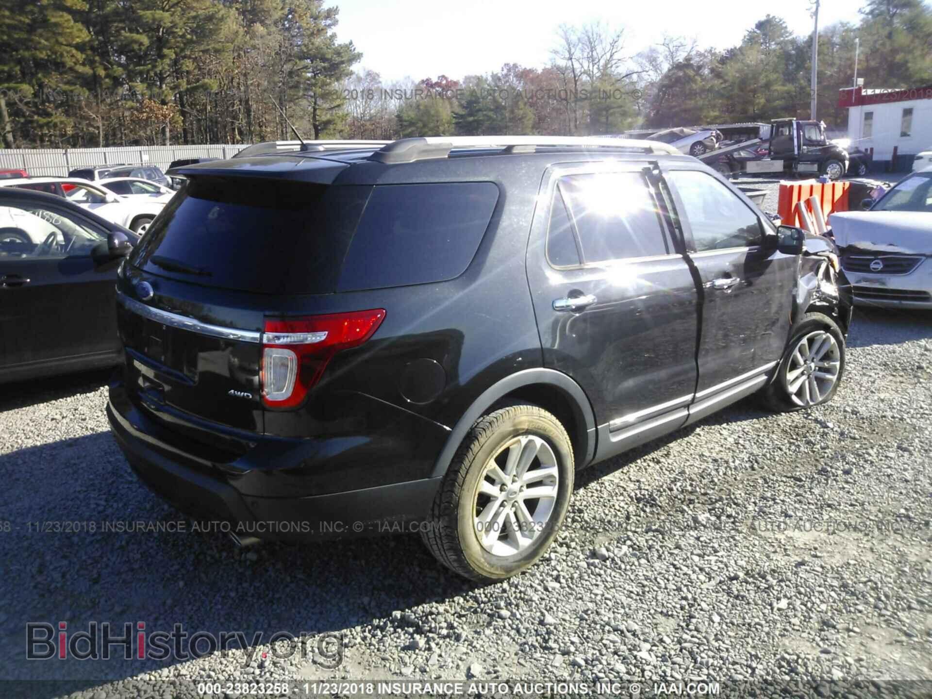 2011 Ford Explorer - VIN: 1FMHK8D85BGA44612 - Фото 4