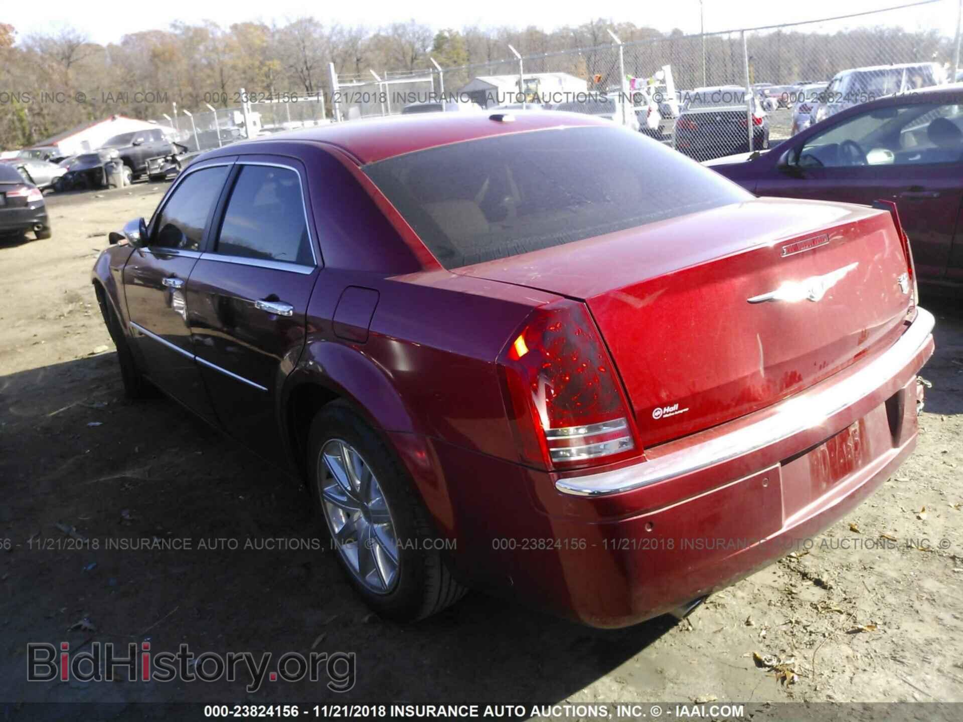 2010 CHRYSLER 300C - VIN: 2C3CA6CTXAH238877 - Фото 3