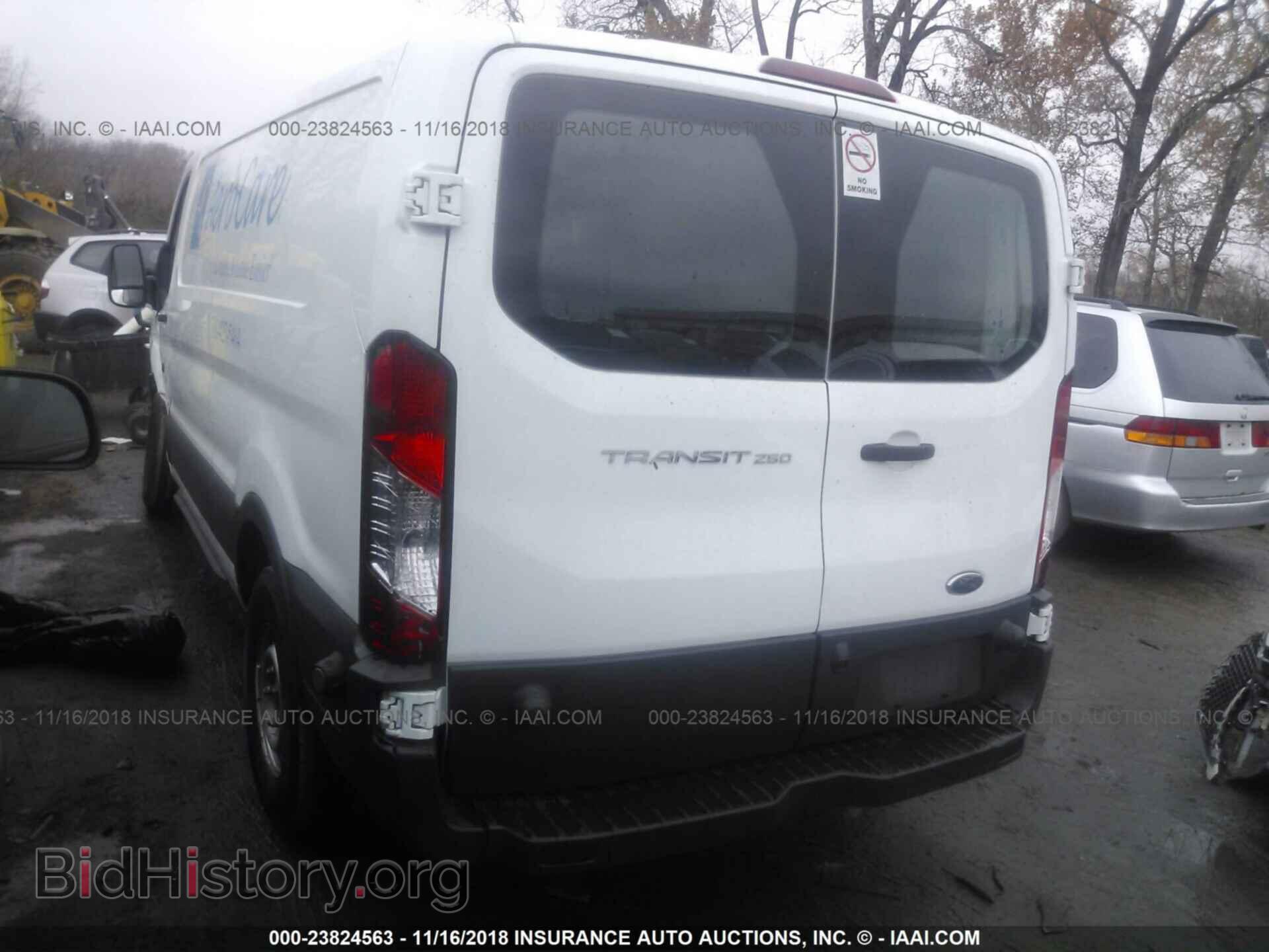 2016 Ford Transit - VIN: 1FTYR2ZM9GKB18279 - Фото 3