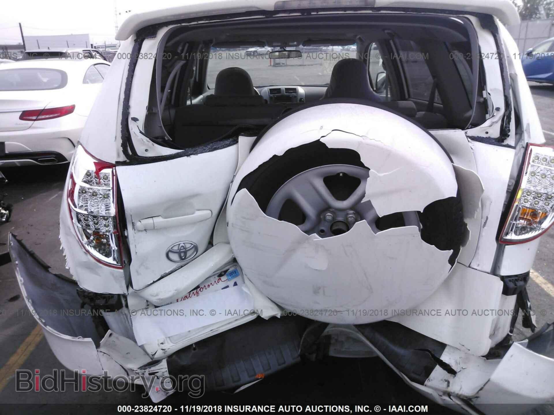 2011 Toyota Rav4 - VIN: 2T3ZF4DV1BW082113 - Фото 6