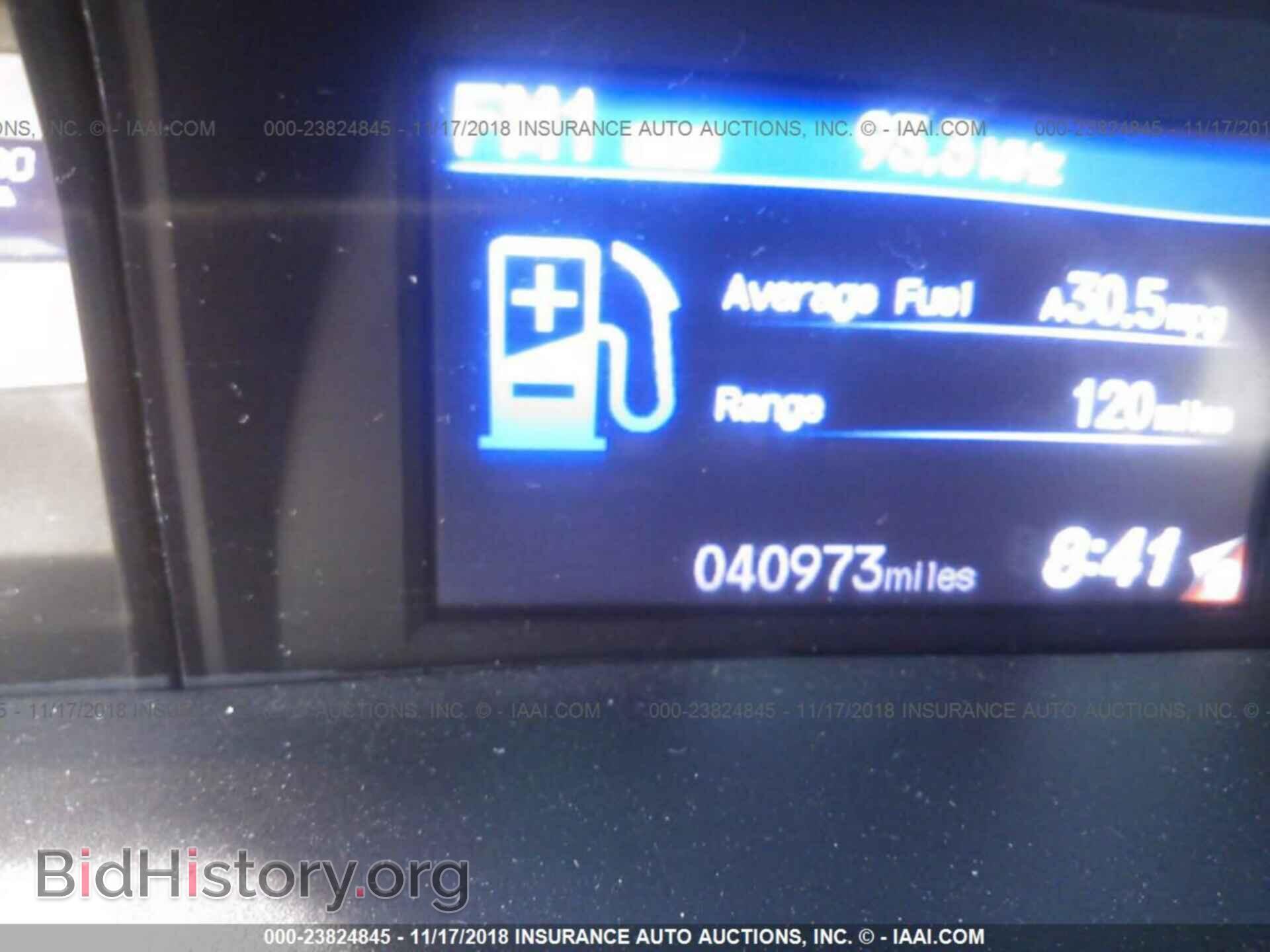 2012 Honda Civic - VIN: 2HGFB2F50CH591287 - Photo 7