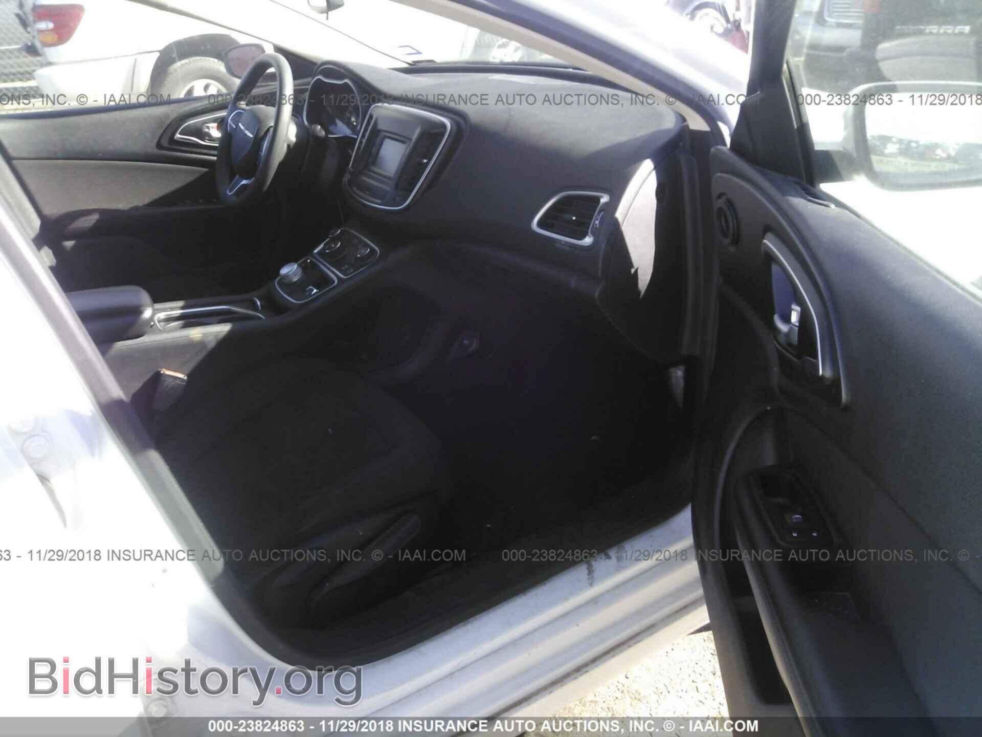 2015 Chrysler 200 - VIN: 1C3CCCAB0FN701062 - Фото 5