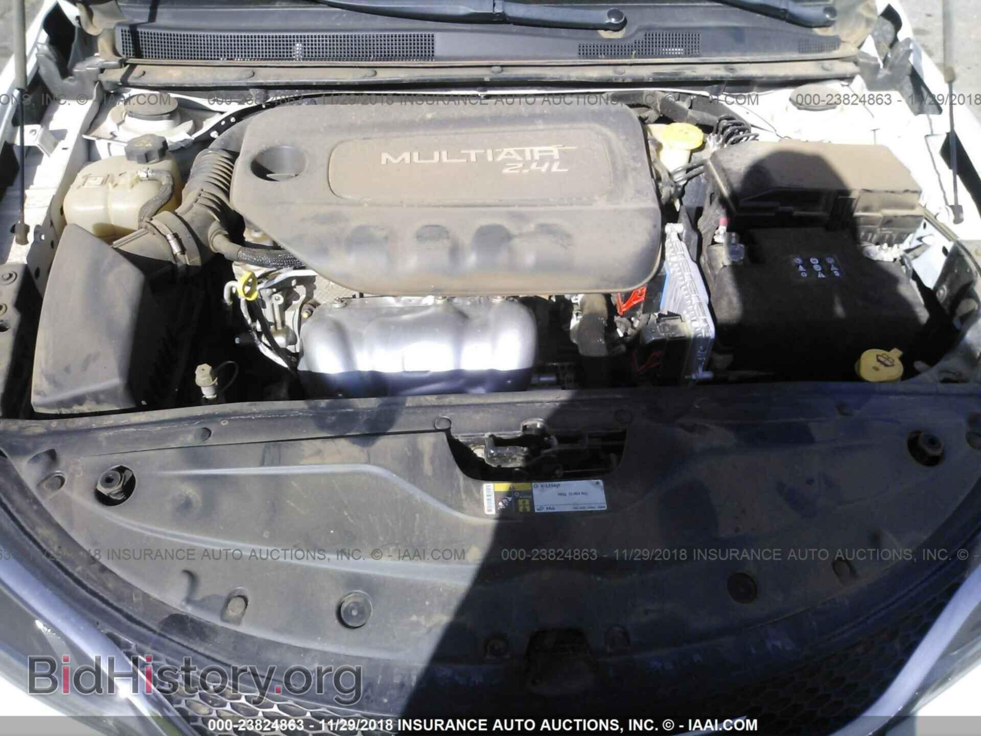 2015 Chrysler 200 - VIN: 1C3CCCAB0FN701062 - Фото 10