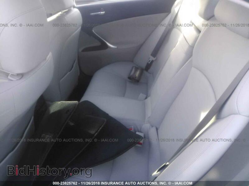 2007 Lexus IS (VIN JTHBK262672038109) — фото 8 из 10
