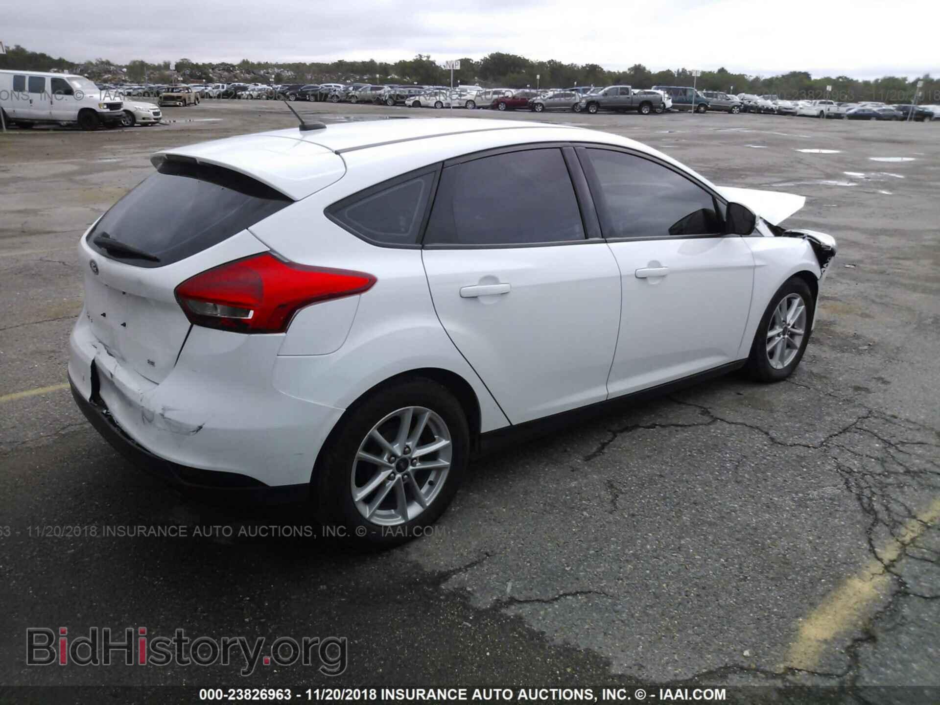 2016 Ford Focus - VIN: 1FADP3K2XGL230950 - Фото 4