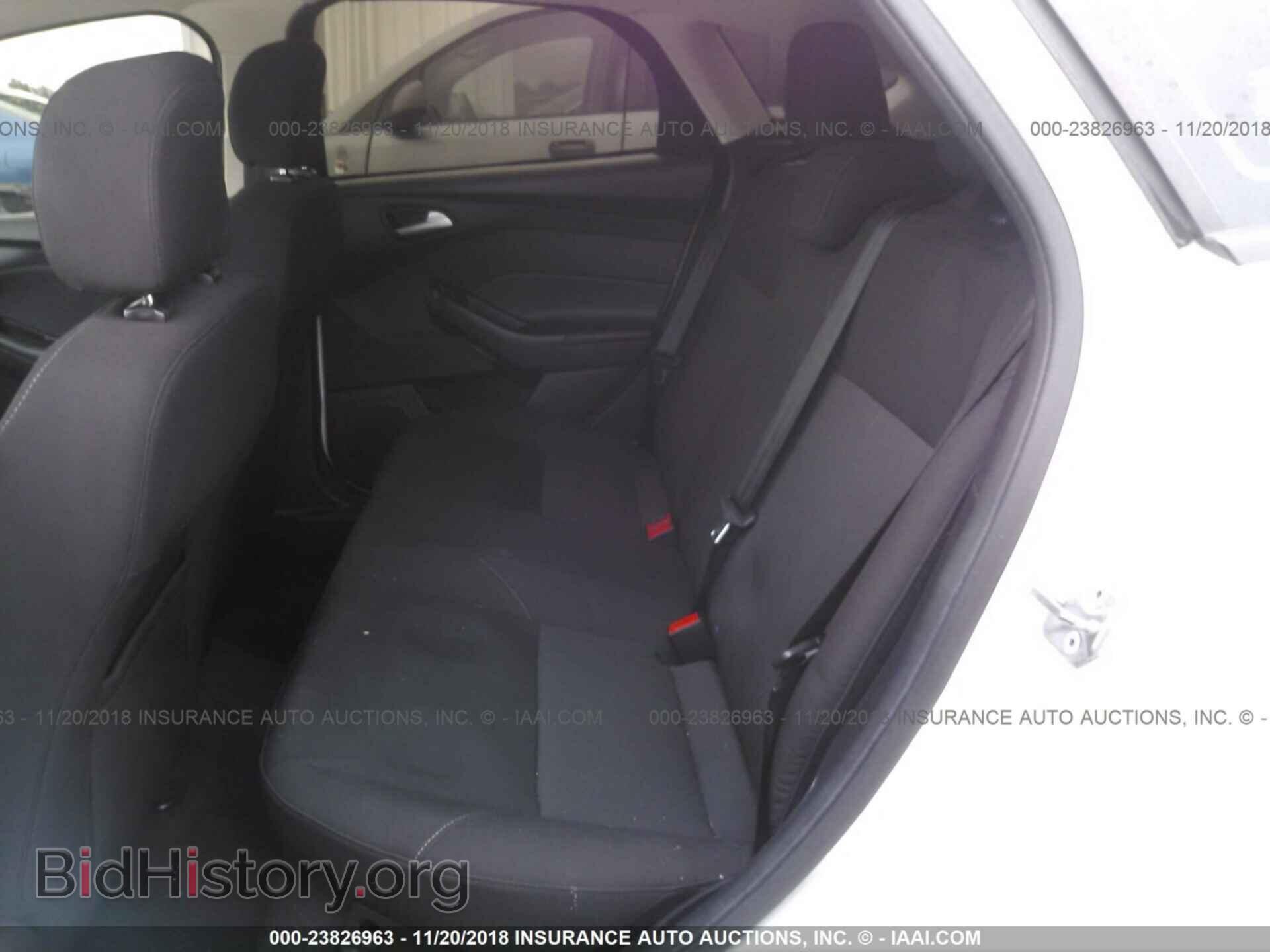 2016 Ford Focus - VIN: 1FADP3K2XGL230950 - Фото 8