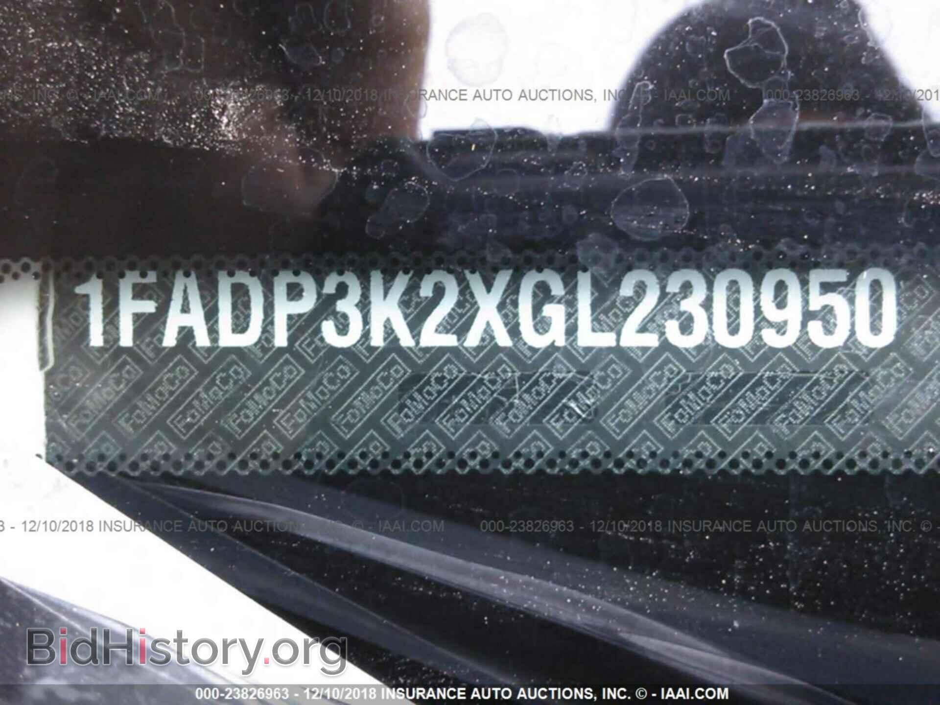 2016 Ford Focus - VIN: 1FADP3K2XGL230950 - Фото 9