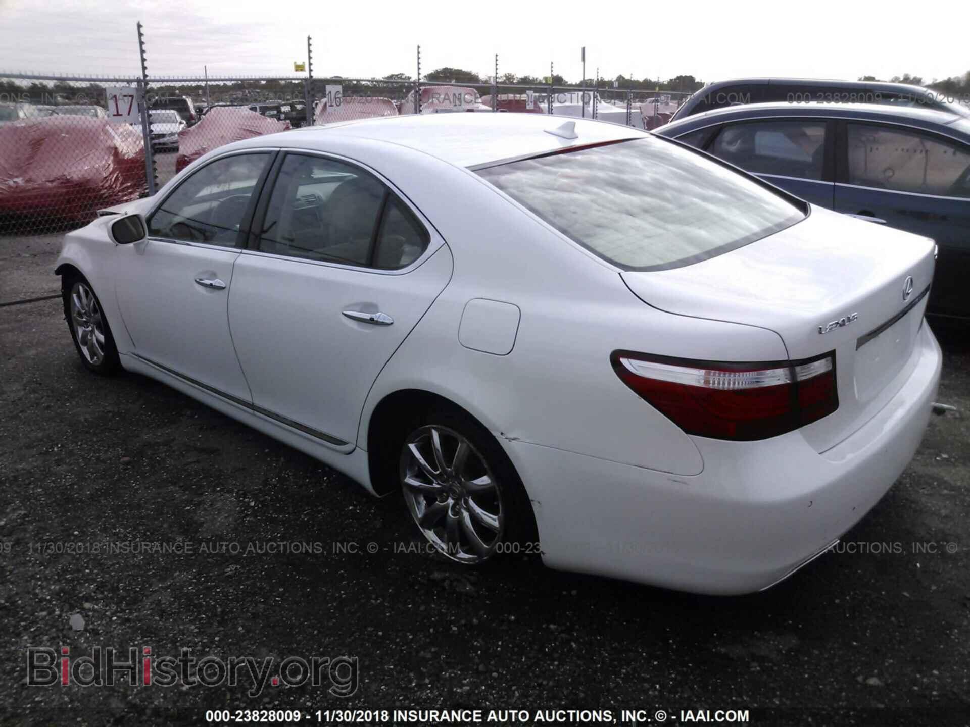 2009 LEXUS LS - VIN: JTHBL46F995087902 - Photo 3