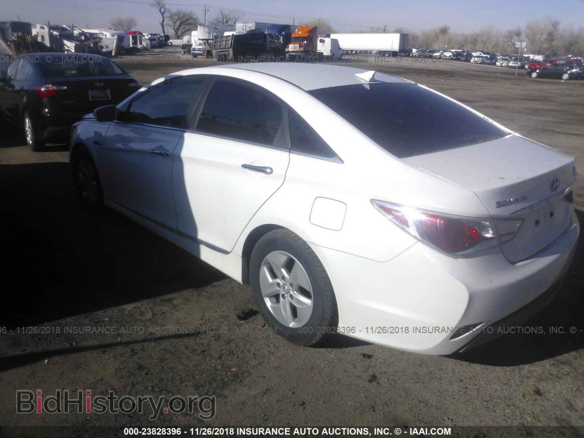 2012 Hyundai Sonata - VIN: KMHEC4A44CA063134 - Фото 3