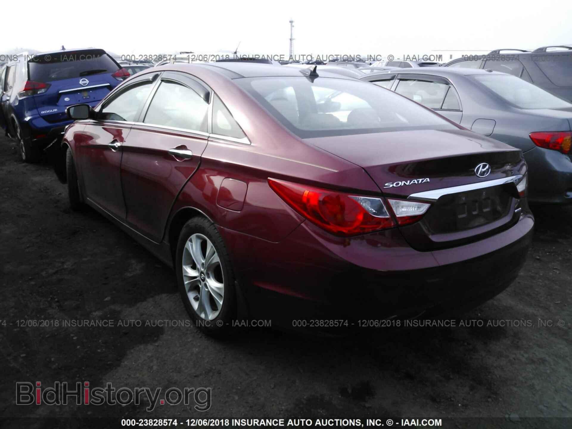 2012 Hyundai Sonata - VIN: 5NPEC4AC5CH425105 - Photo 3