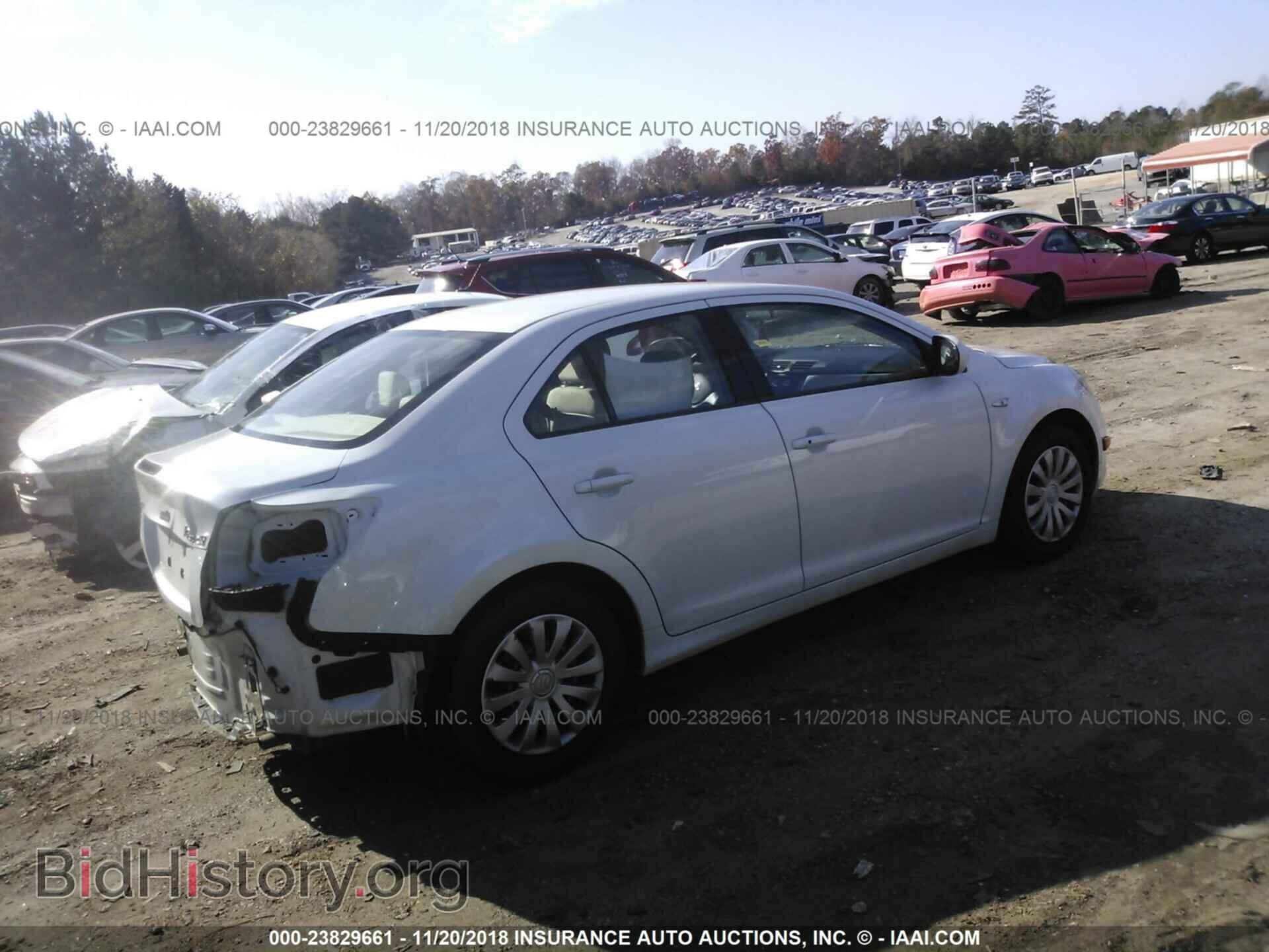 2011 Suzuki Kizashi - VIN: JS2RE9A11B6110078 - Фото 4