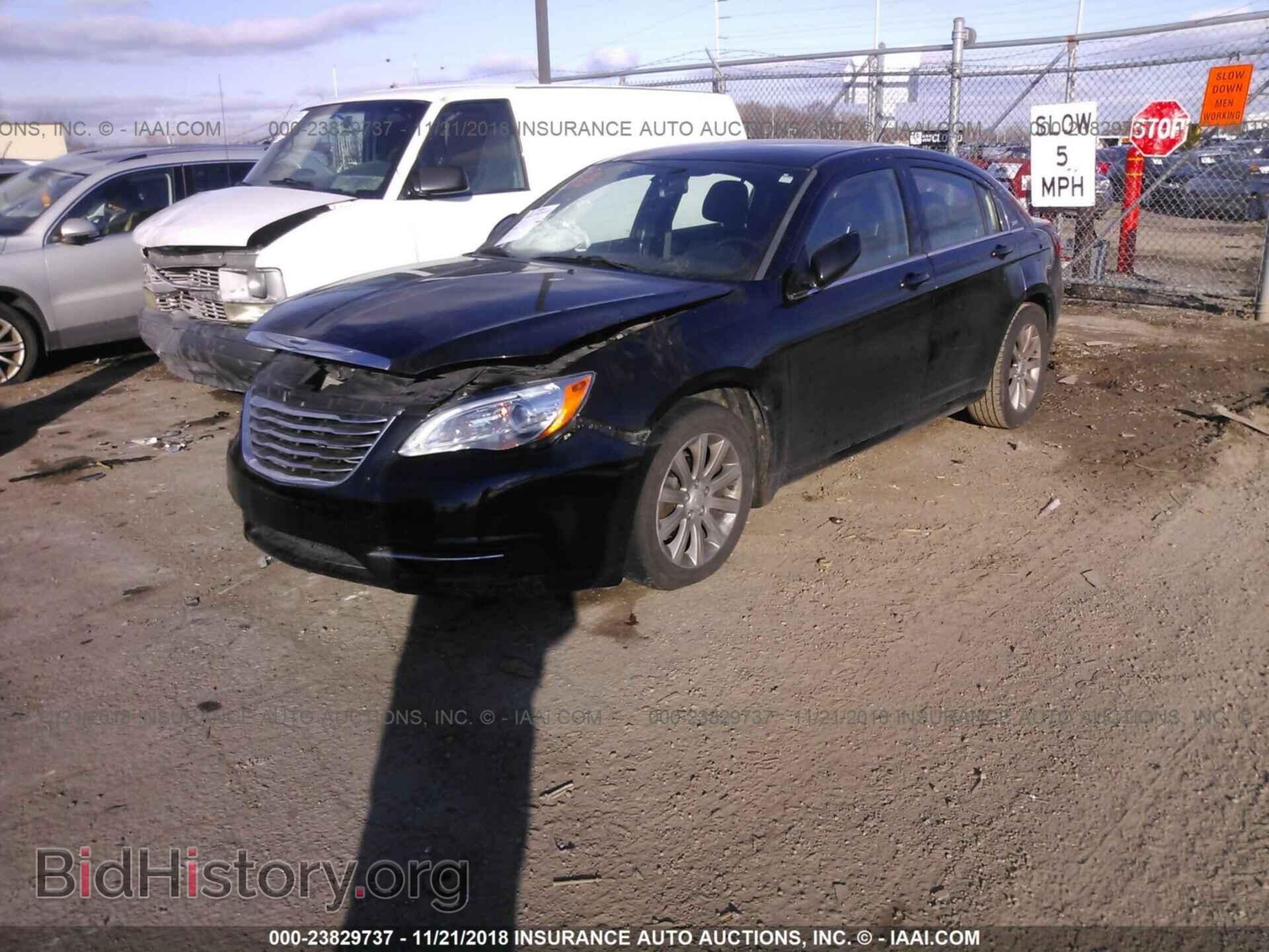 2013 CHRYSLER 200 - VIN: 1C3CCBBB5DN580423 - Photo 2