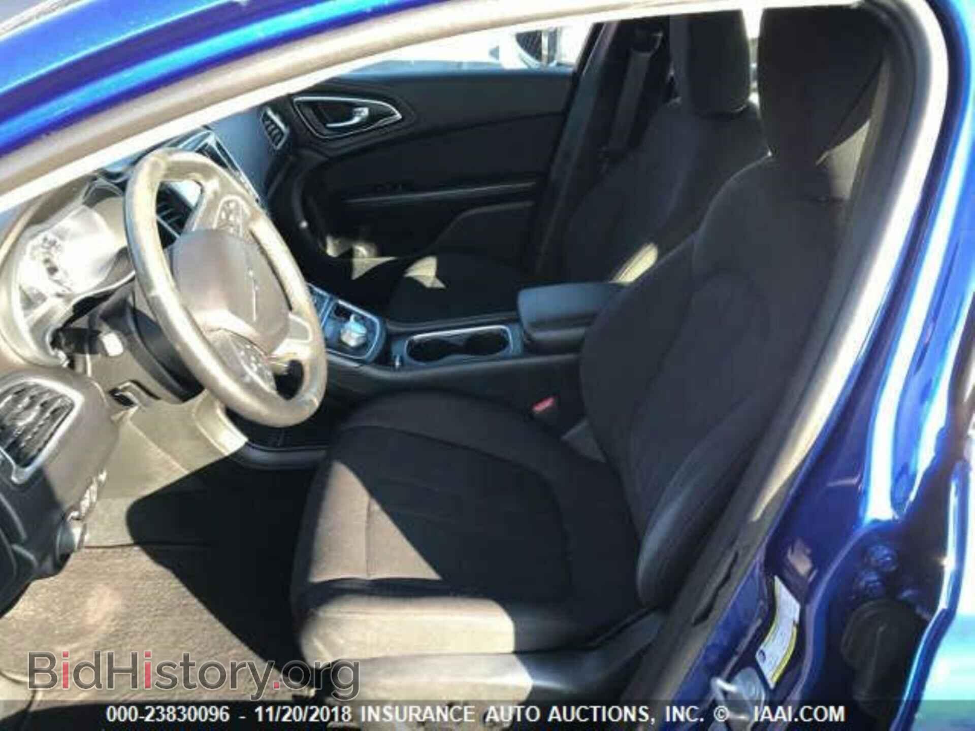 2015 Chrysler 200 - VIN: 1C3CCCAB4FN614247 - Photo 5