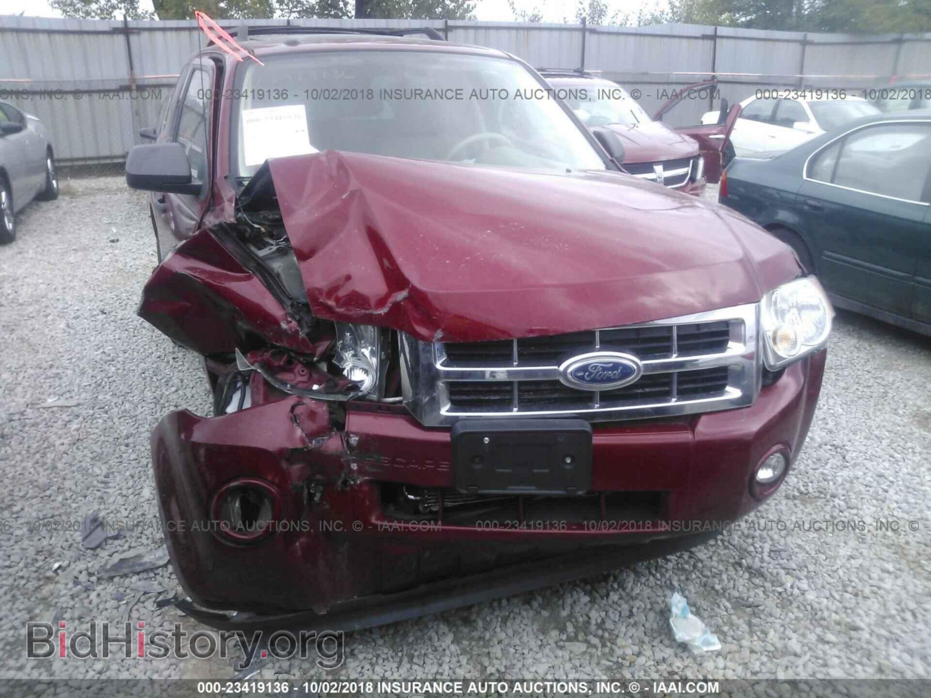 2011 FORD ESCAPE - VIN: 1FMCU0D76BKB52165 - Photo 6