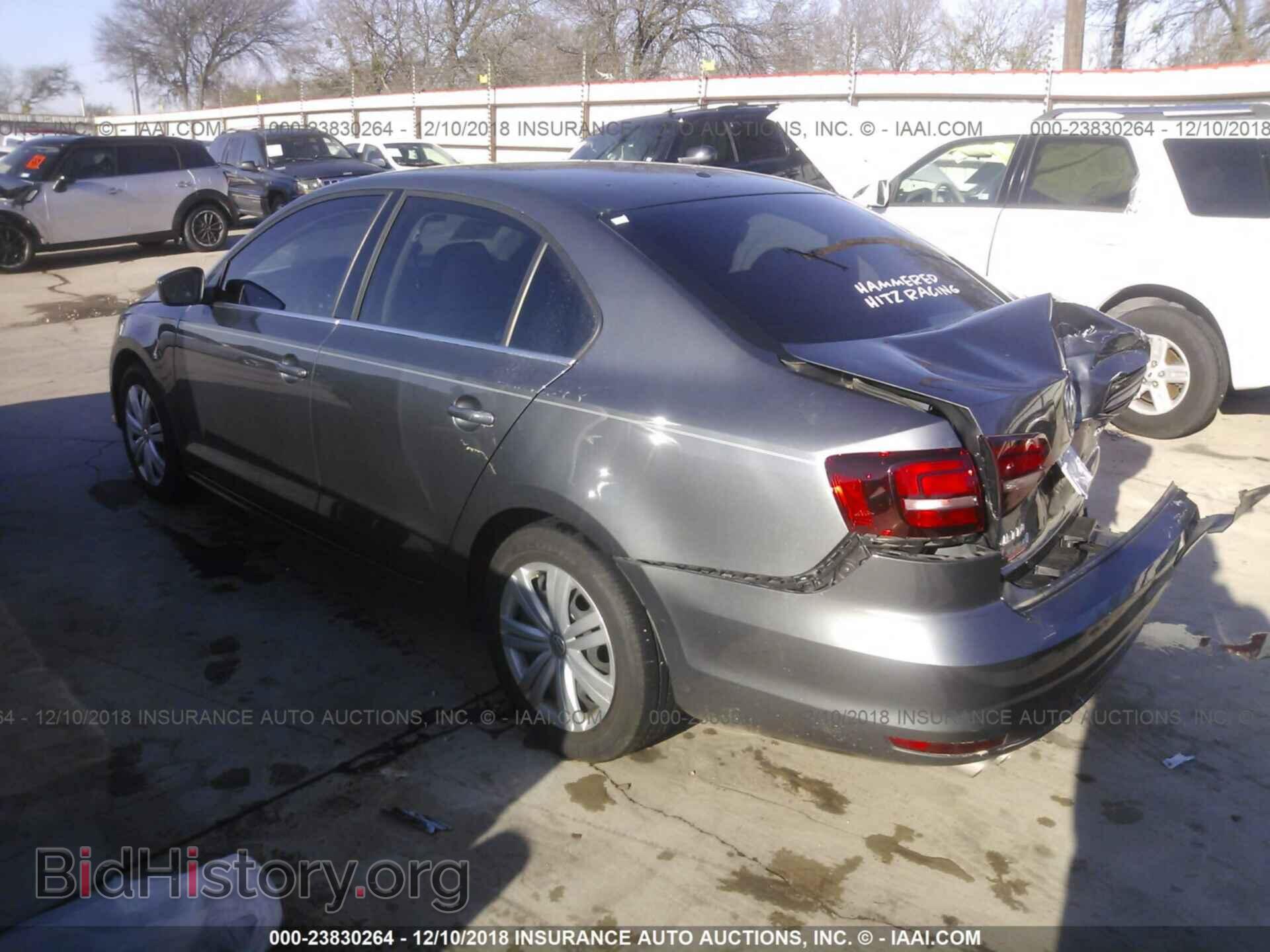2017 VOLKSWAGEN JETTA - VIN: 3VW2B7AJ3HM287889 - Фото 3