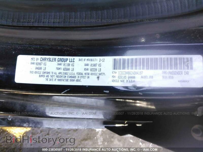 2012 Chrysler 200 (VIN 1C3CCBAB6CN204197) — photo 9 of 10