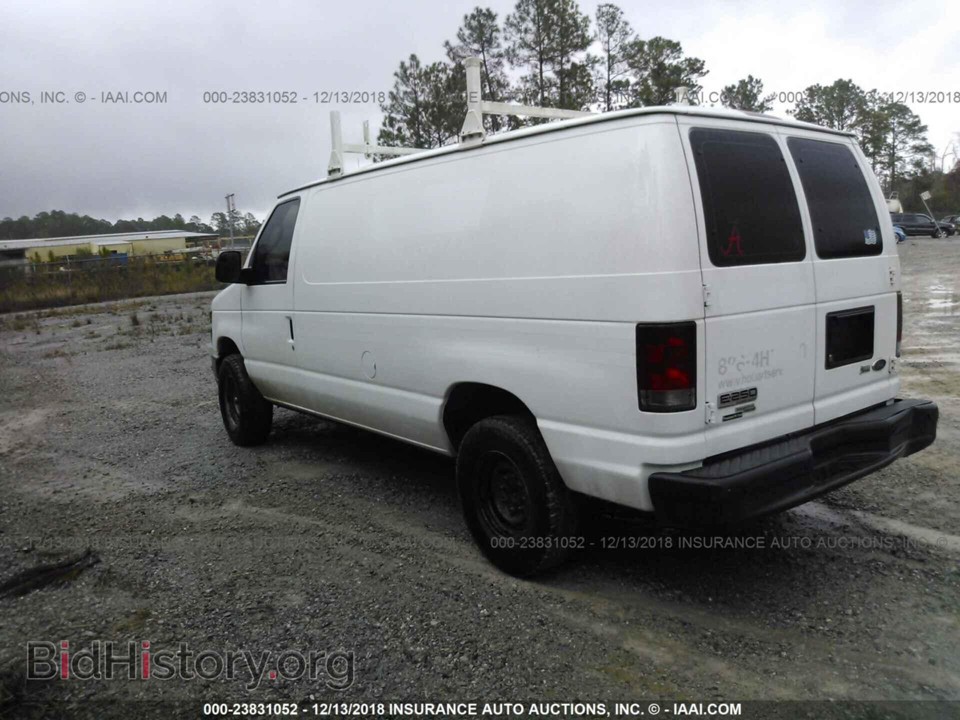 2012 Ford Econoline - VIN: 1FTNE2EL0CDB20402 - Photo 3