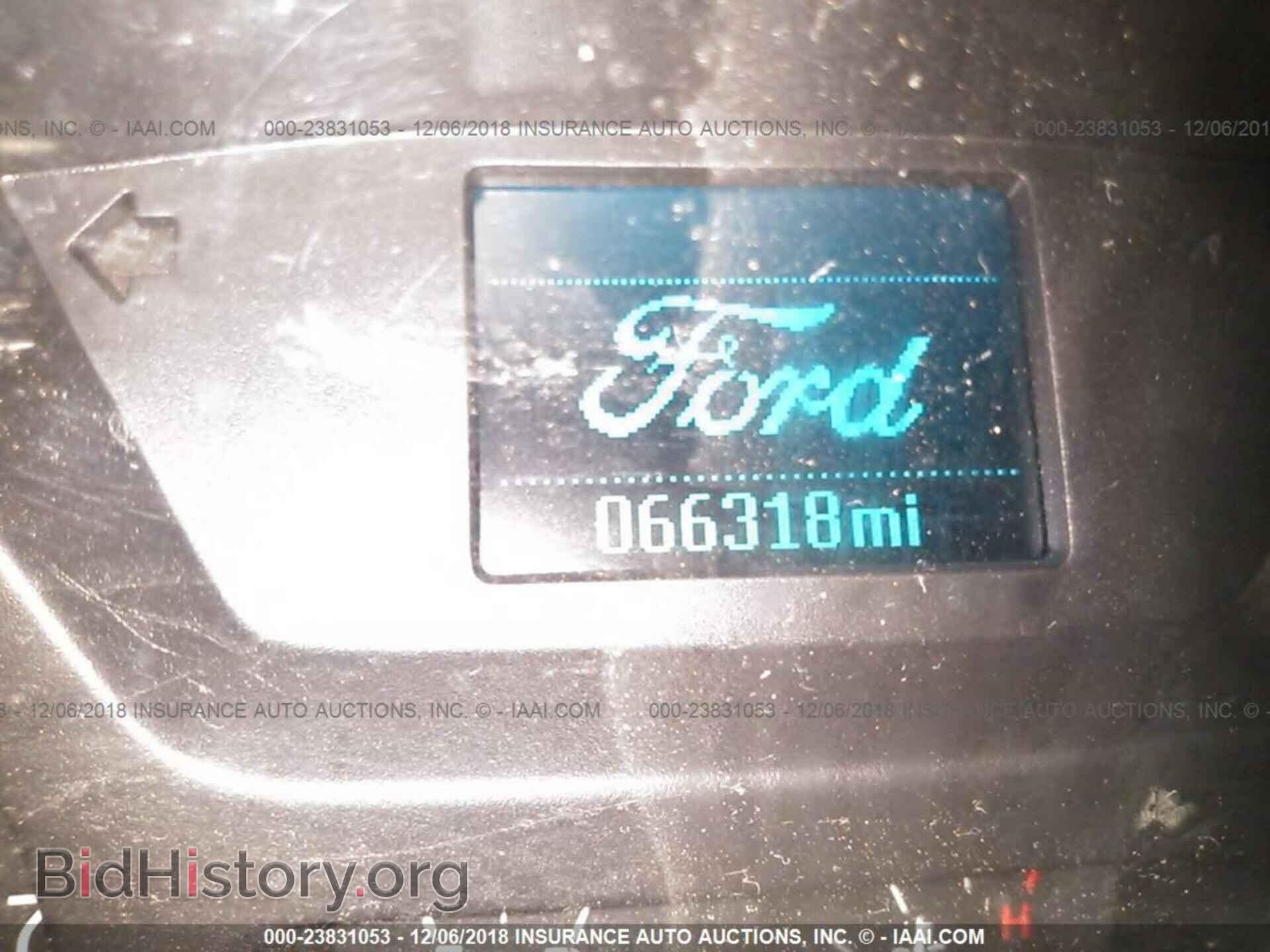 2016 Ford Transit - VIN: 1FTYE1YM1GKB44141 - Photo 7