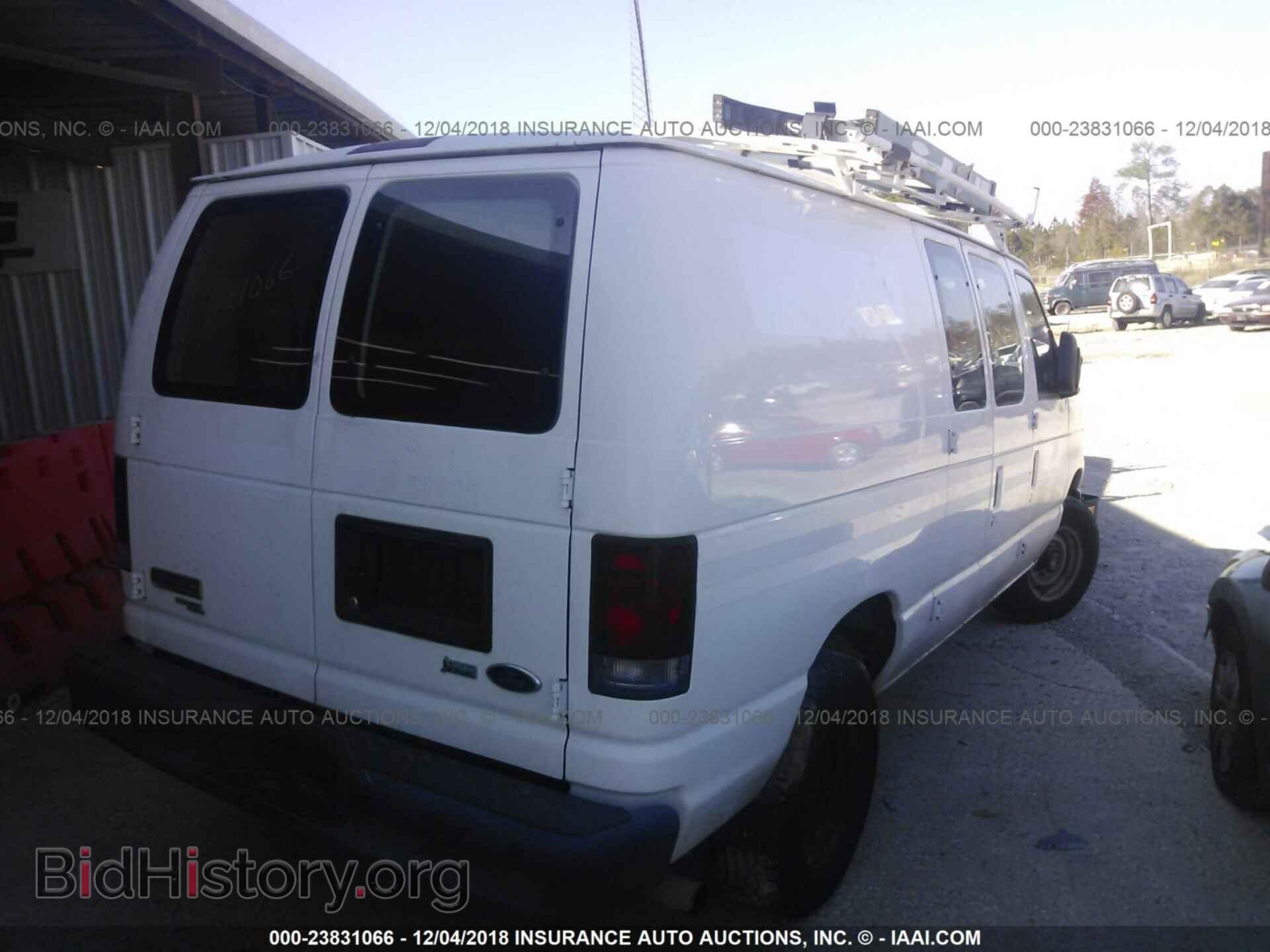 2011 Ford Econoline - VIN: 1FTNE2EL8BDA52087 - Фото 4