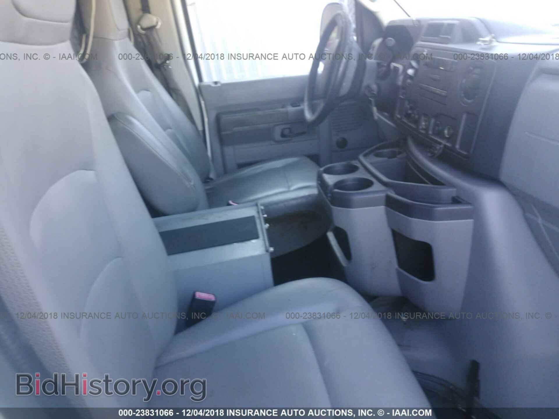 2011 Ford Econoline - VIN: 1FTNE2EL8BDA52087 - Фото 5