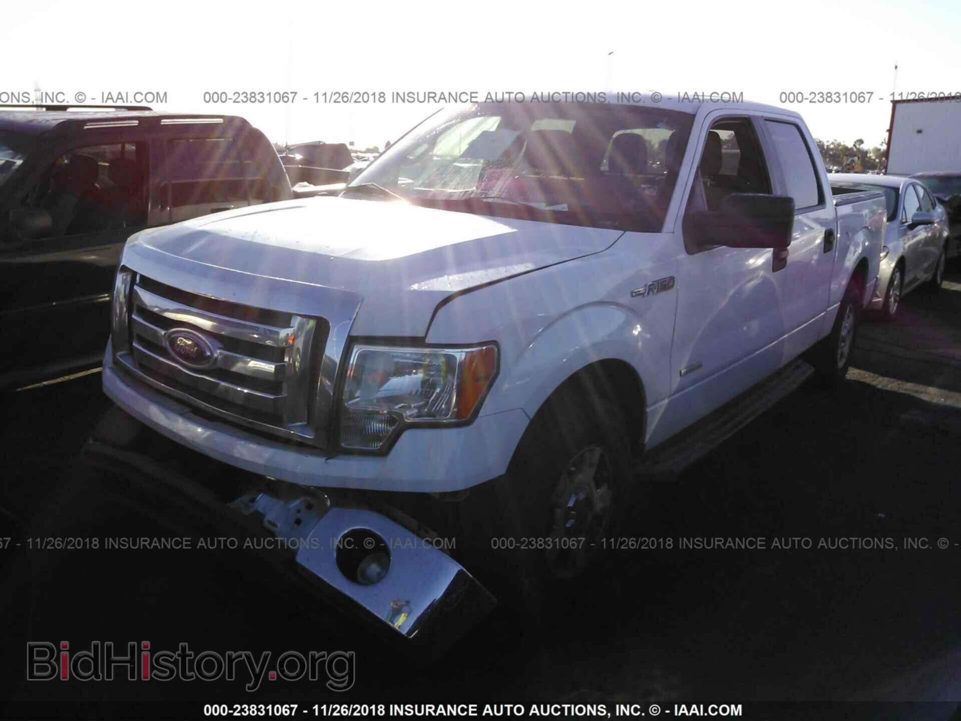 2012 Ford F150 - VIN: 1FTFW1CT3CKD82490 - Фото 2