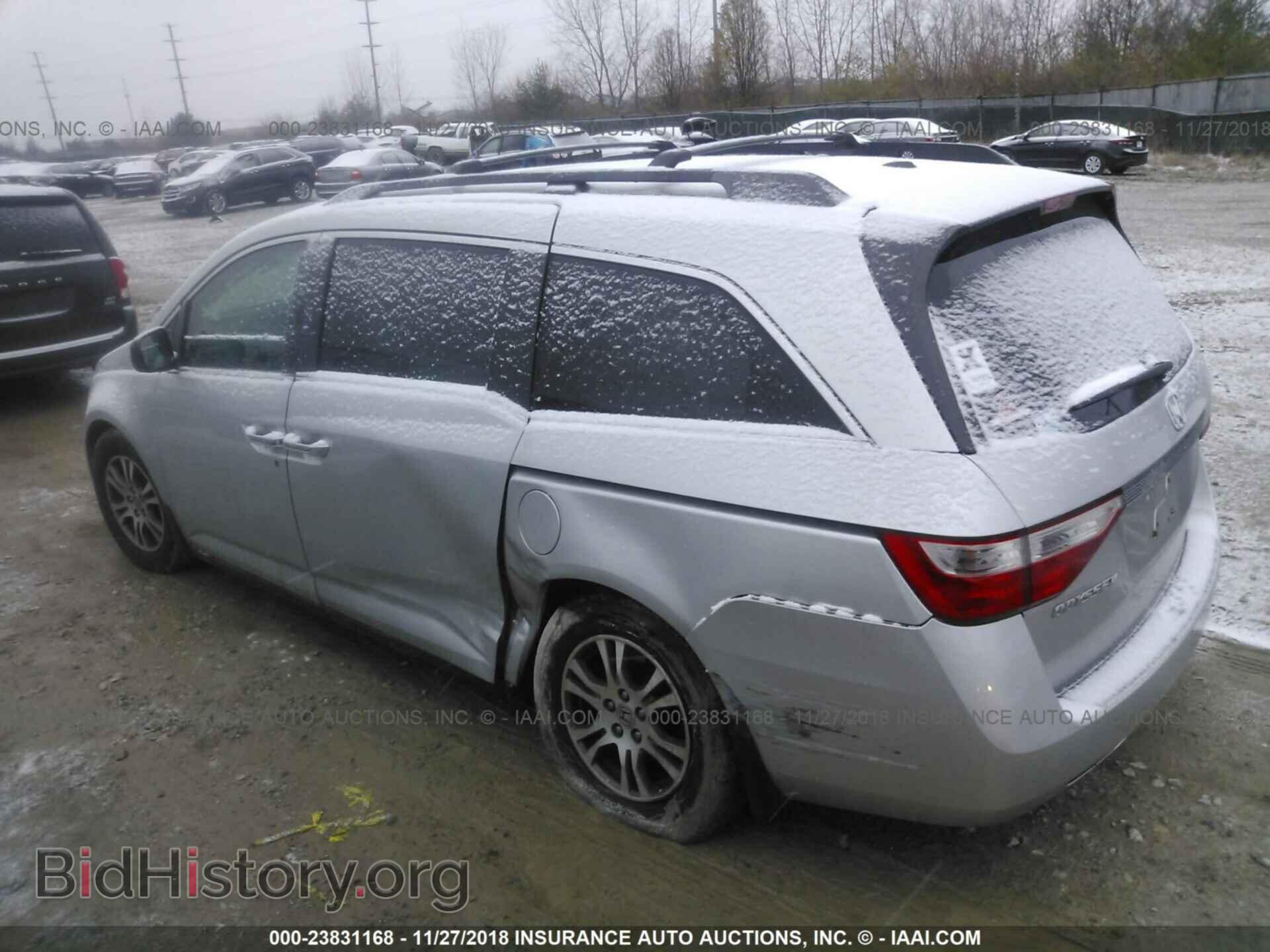 2013 Honda Odyssey - VIN: 5FNRL5H63DB021713 - Фото 3