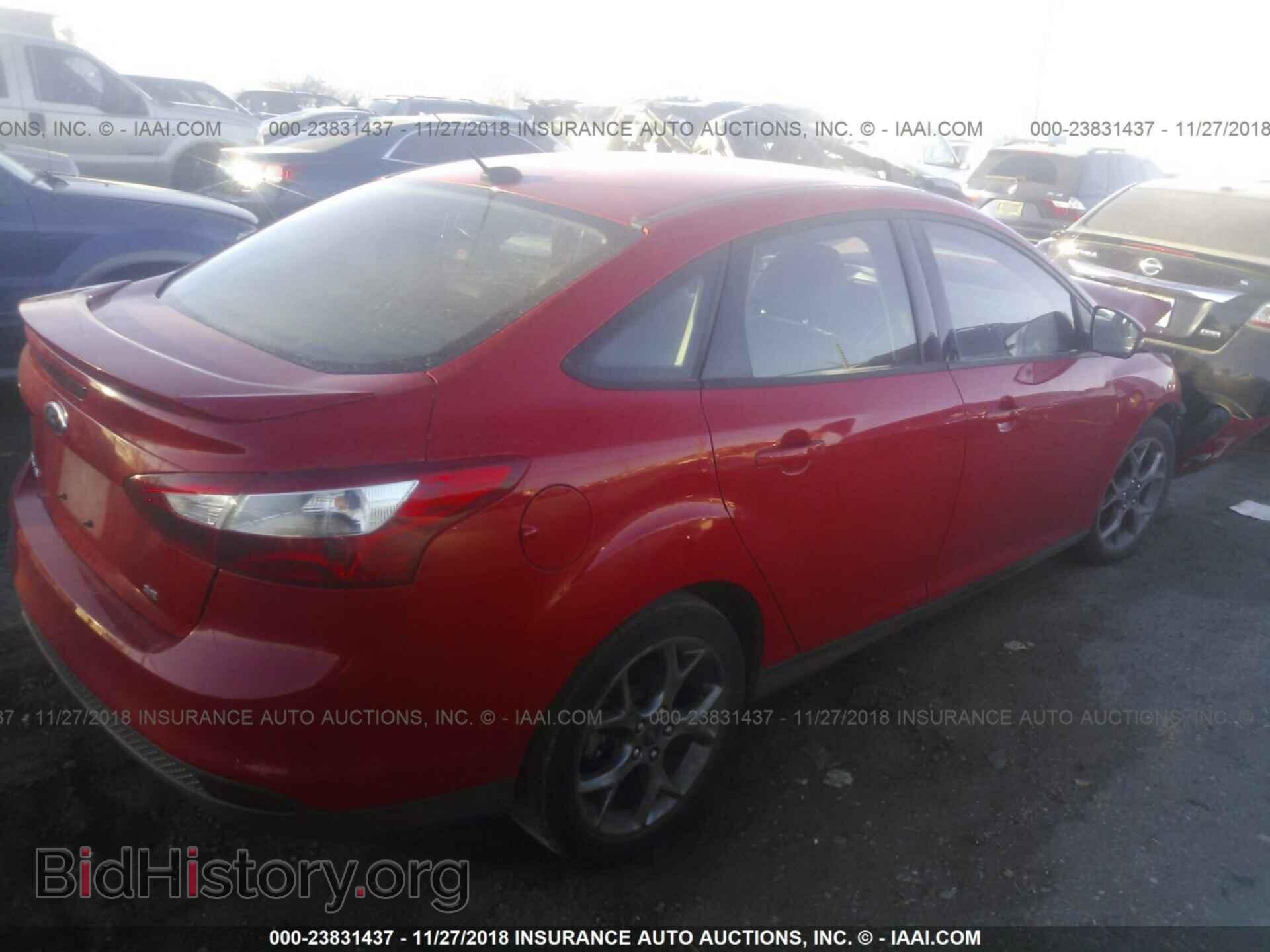 2013 Ford Focus - VIN: 1FADP3F24DL374418 - Фото 4