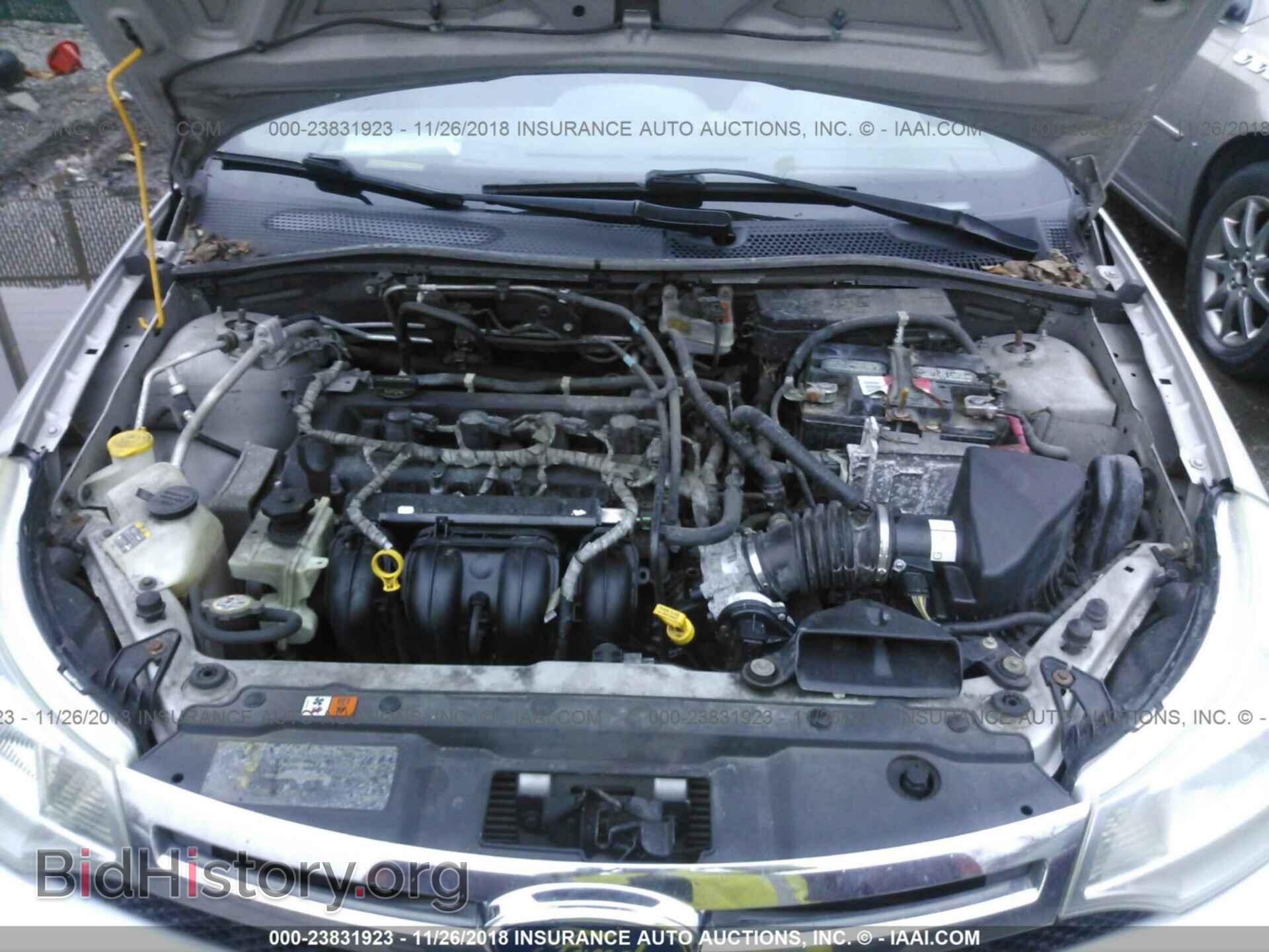2011 Ford Focus - VIN: 1FAHP3FN8BW160281 - Фото 10