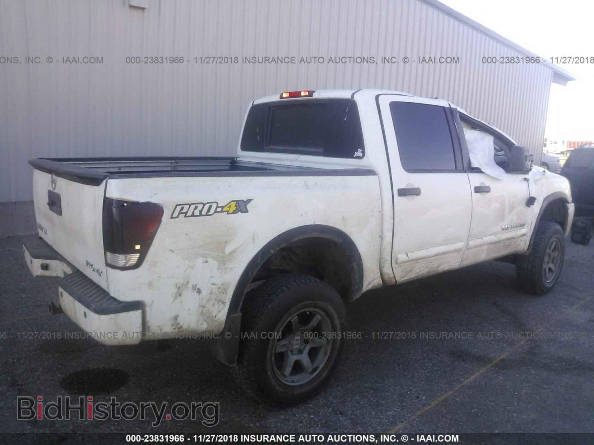2014 Nissan Titan - VIN: 1N6AA0EC1EN506304 - Фото 4