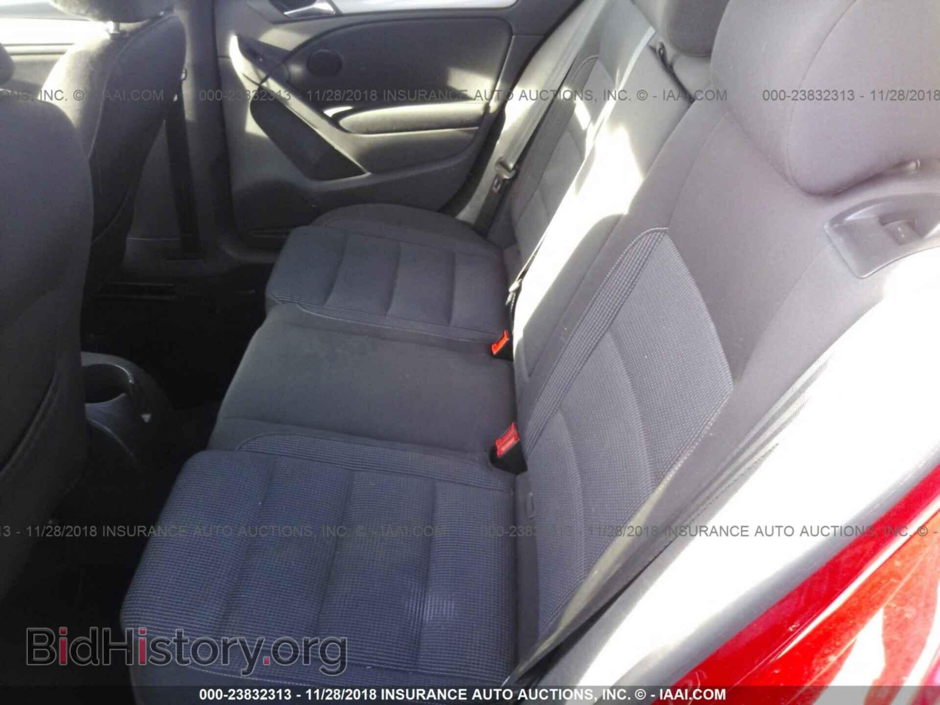2011 Volkswagen Golf - VIN: WVWDA7AJ1BW337131 - Фото 8