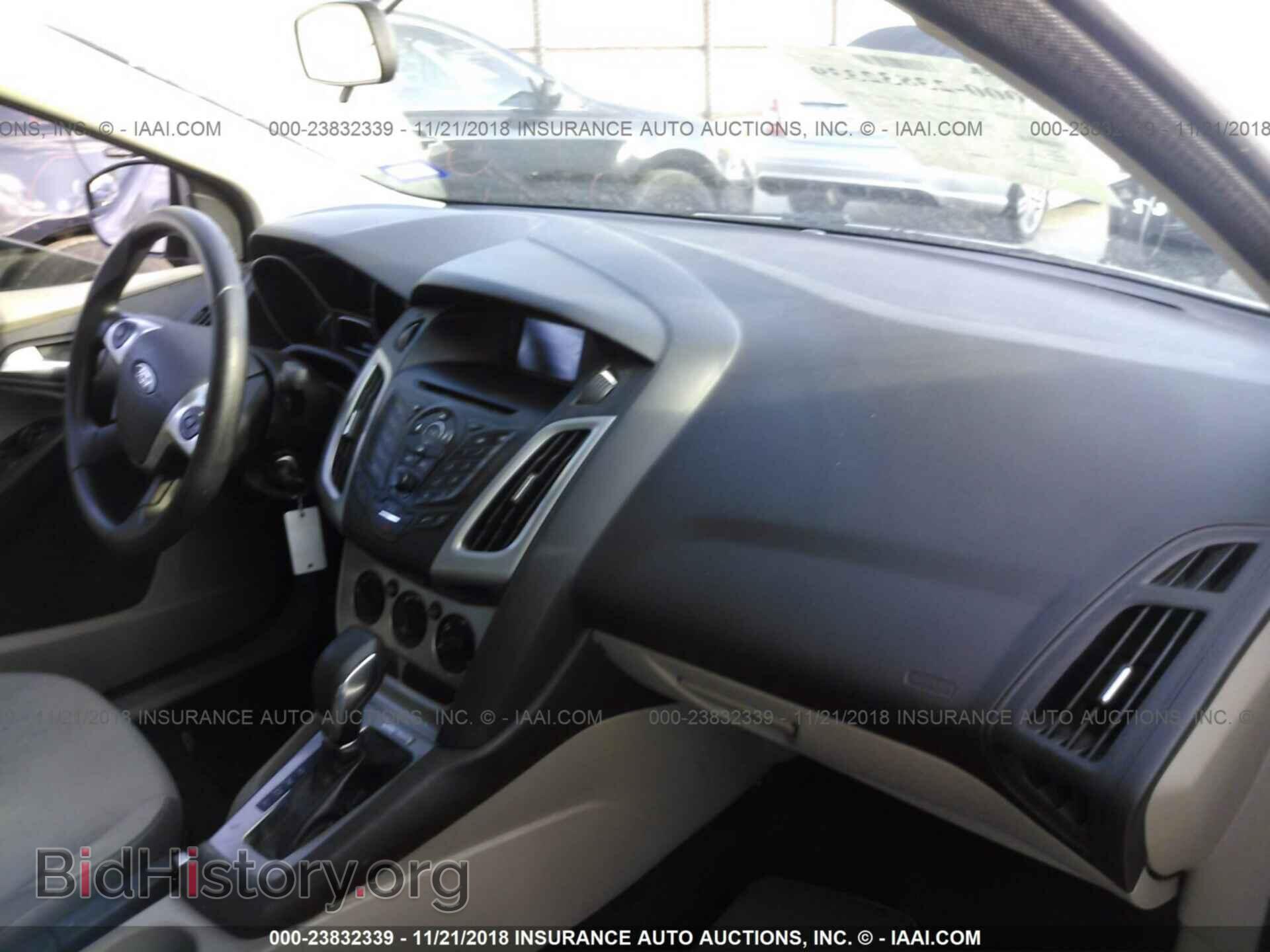 2014 Ford Focus - VIN: 1FADP3F27EL208413 - Photo 5