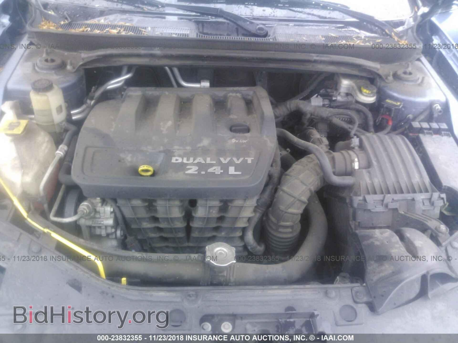 2011 Chrysler 200 - VIN: 1C3BC4FB6BN566500 - Photo 10