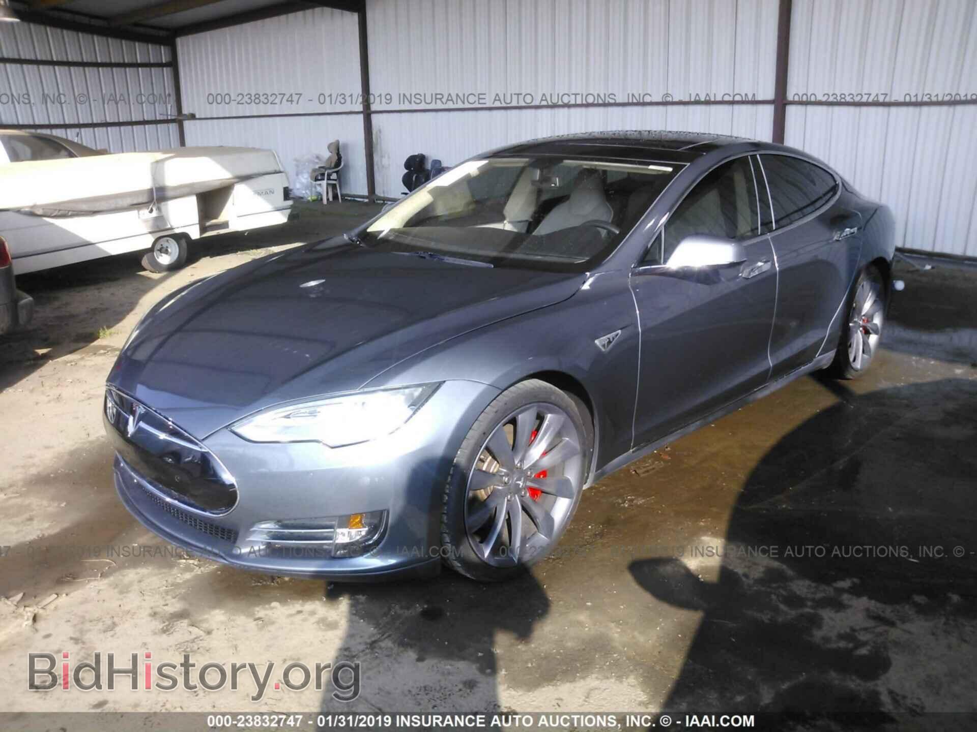 2014 TESLA MODEL S - VIN: 5YJSA1H1XEFP25302 - Фото 2