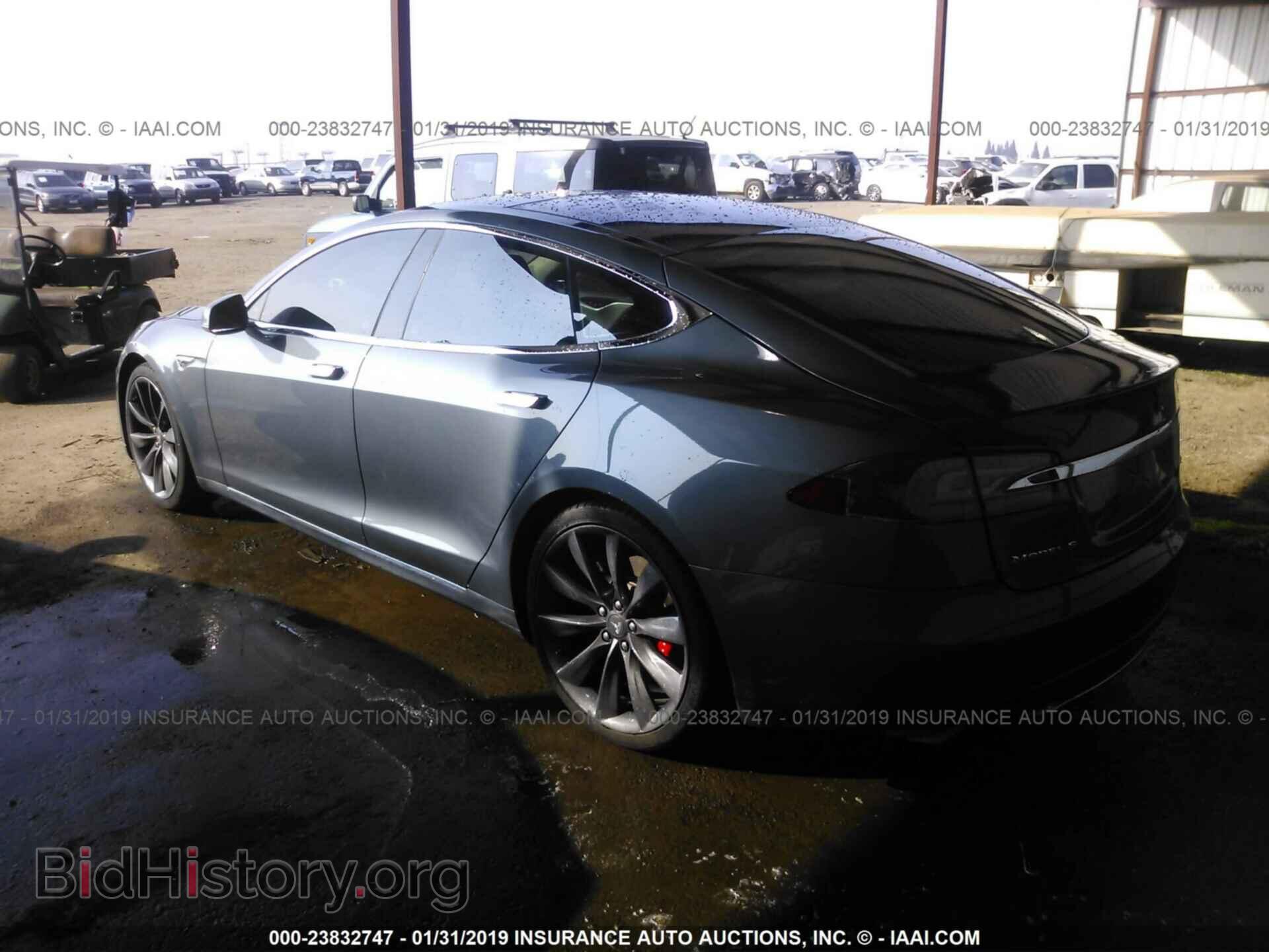 2014 TESLA MODEL S - VIN: 5YJSA1H1XEFP25302 - Фото 3