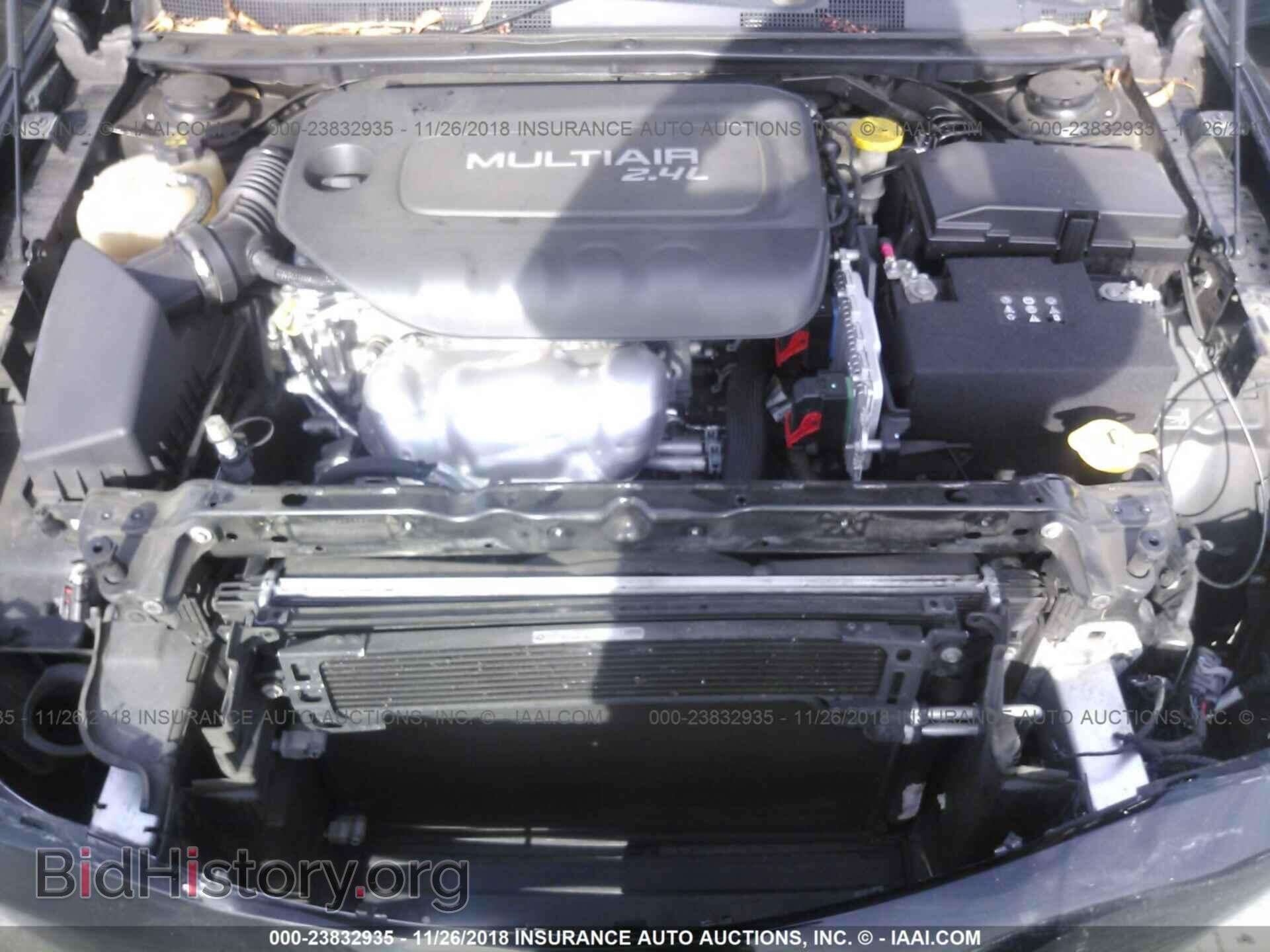 2015 Chrysler 200 - VIN: 1C3CCCAB7FN680985 - Photo 10