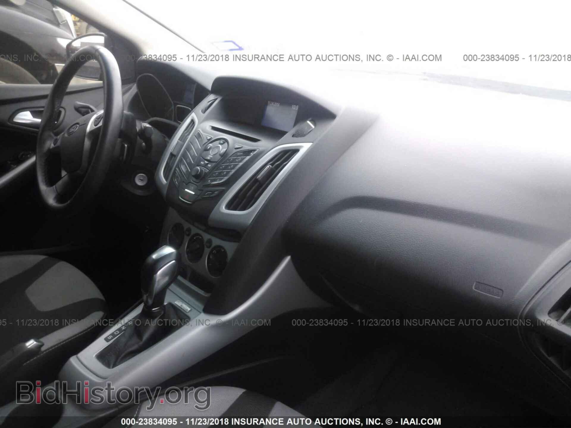 2012 Ford Focus - VIN: 1FAHP3F28CL301181 - Фото 5