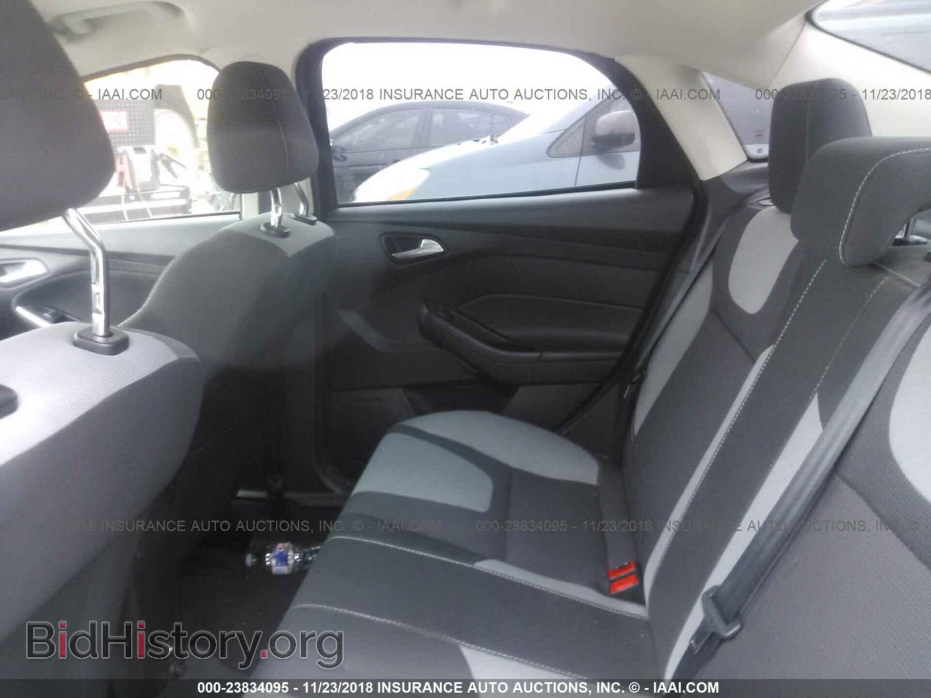 2012 Ford Focus - VIN: 1FAHP3F28CL301181 - Фото 8
