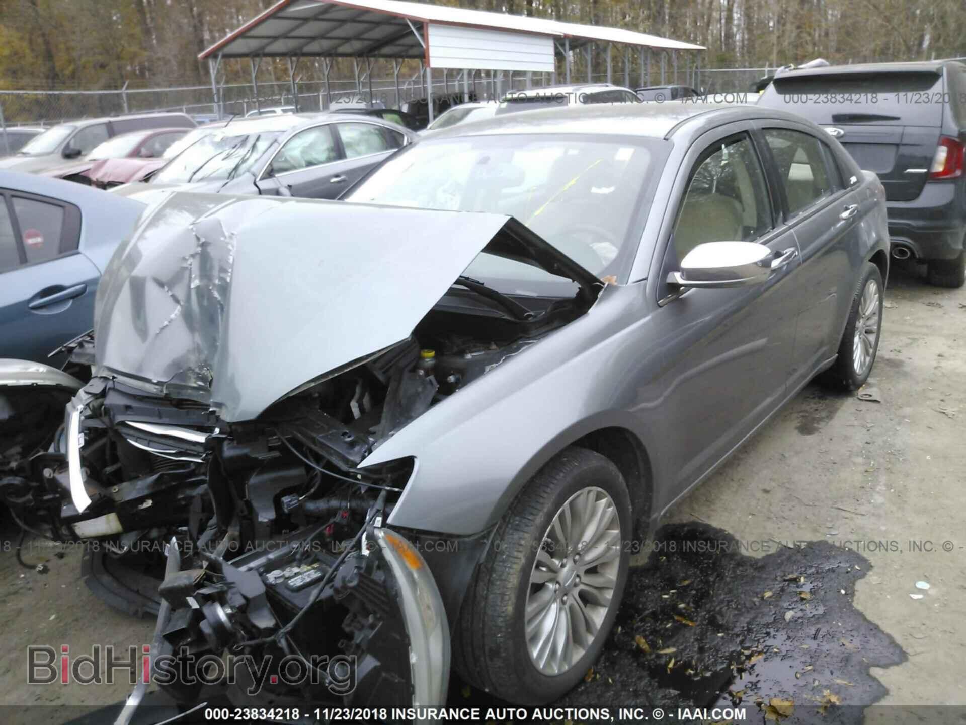 2012 CHRYSLER 200 - VIN: 1C3CCBCB9CN261541 - Фото 2