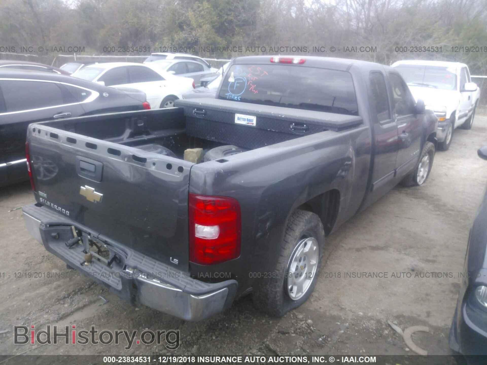 2011 CHEVROLET SILVERADO - VIN: 1GCRCREA1BZ198123 - Фото 4