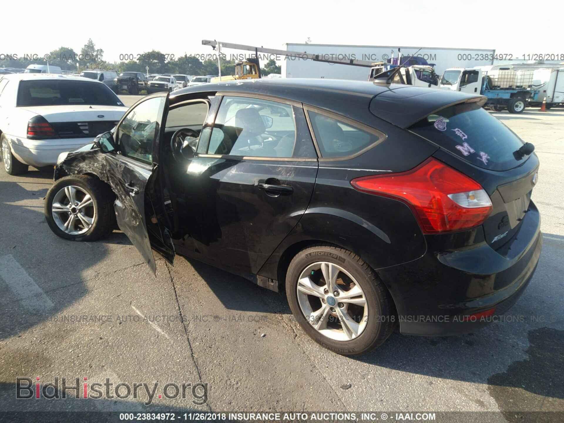 2012 Ford Focus - VIN: 1FAHP3K25CL247747 - Photo 3