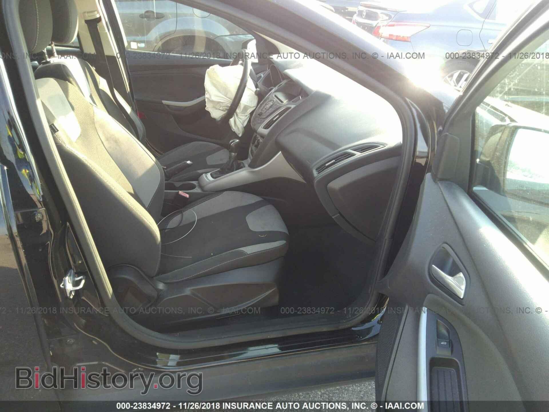 2012 Ford Focus - VIN: 1FAHP3K25CL247747 - Photo 5