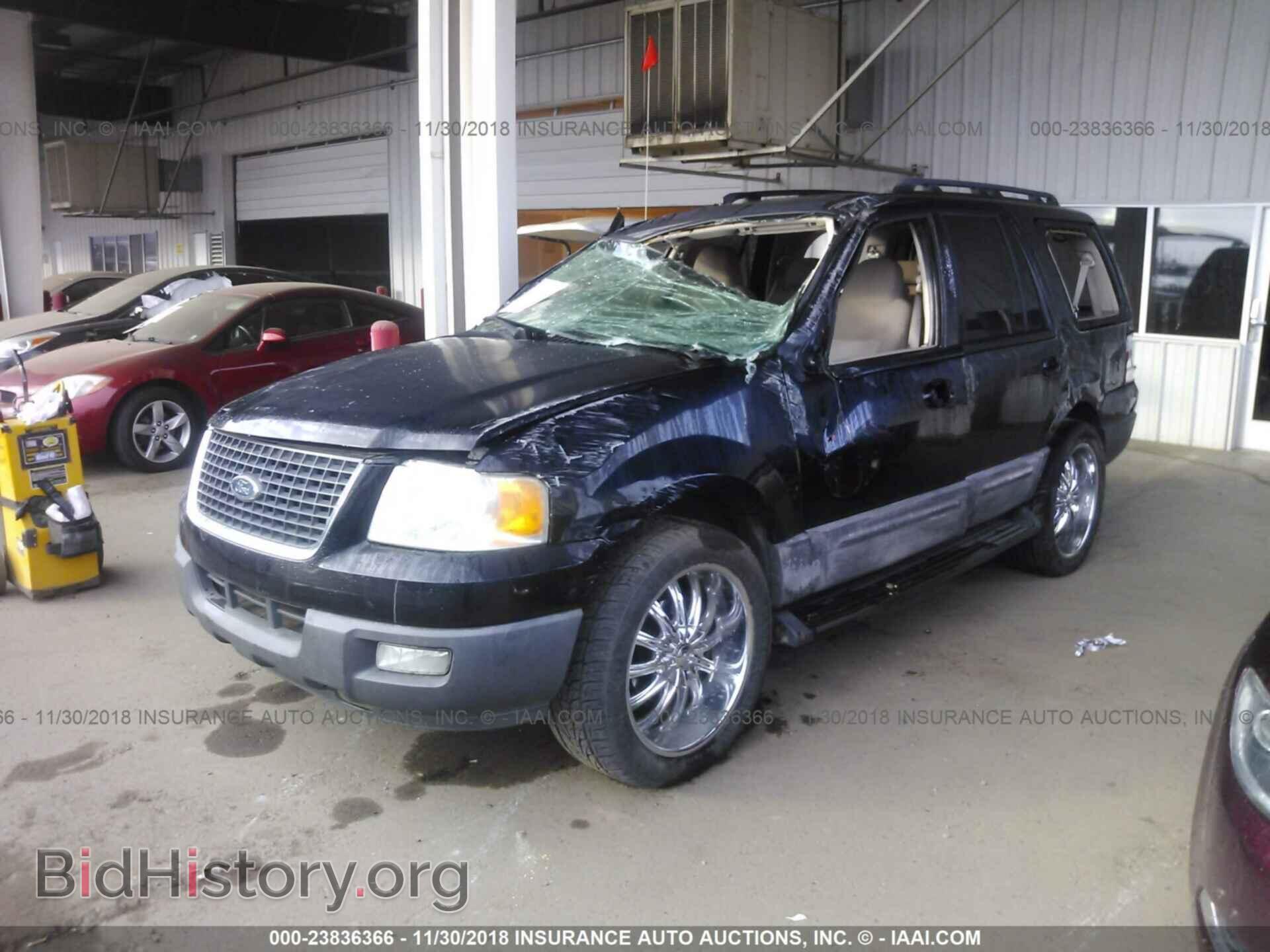 2005 FORD EXPEDITION - VIN: 1FMPU15535LA56948 - Фото 2