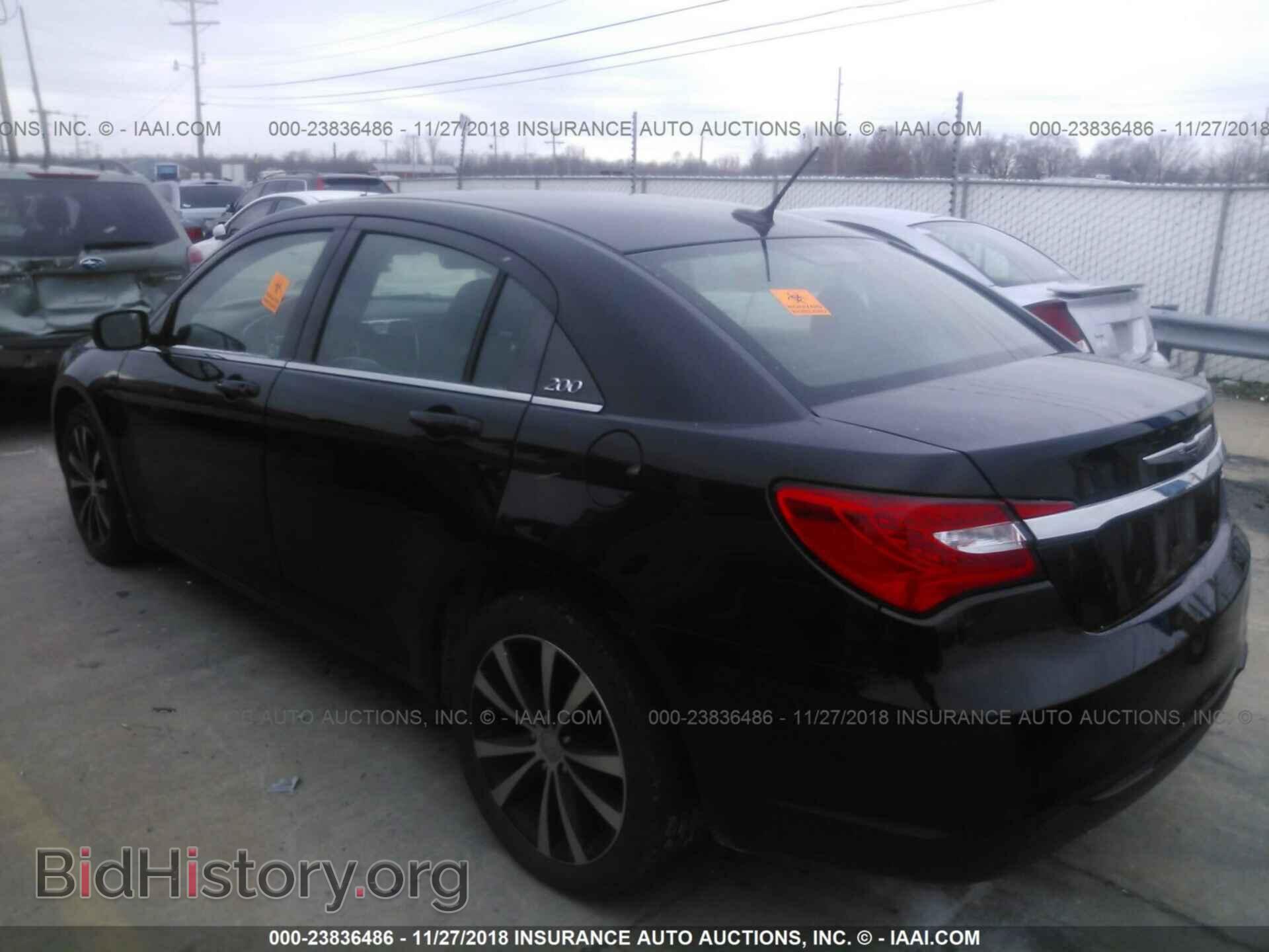 2014 Chrysler 200 - VIN: 1C3CCBBB7EN108130 - Photo 3