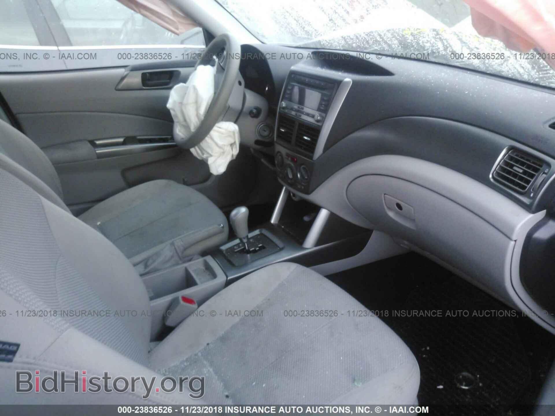 2011 SUBARU FORESTER - VIN: JF2SHBBC1BH762070 - Фото 5