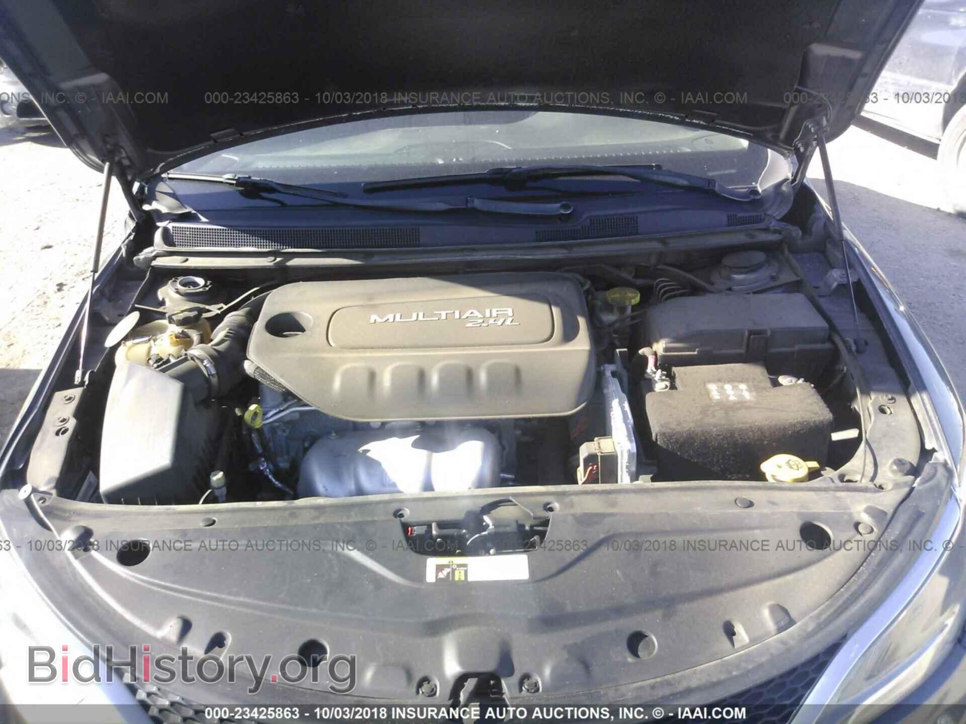 2015 CHRYSLER 200 - VIN: 1C3CCCAB0FN671934 - Photo 10