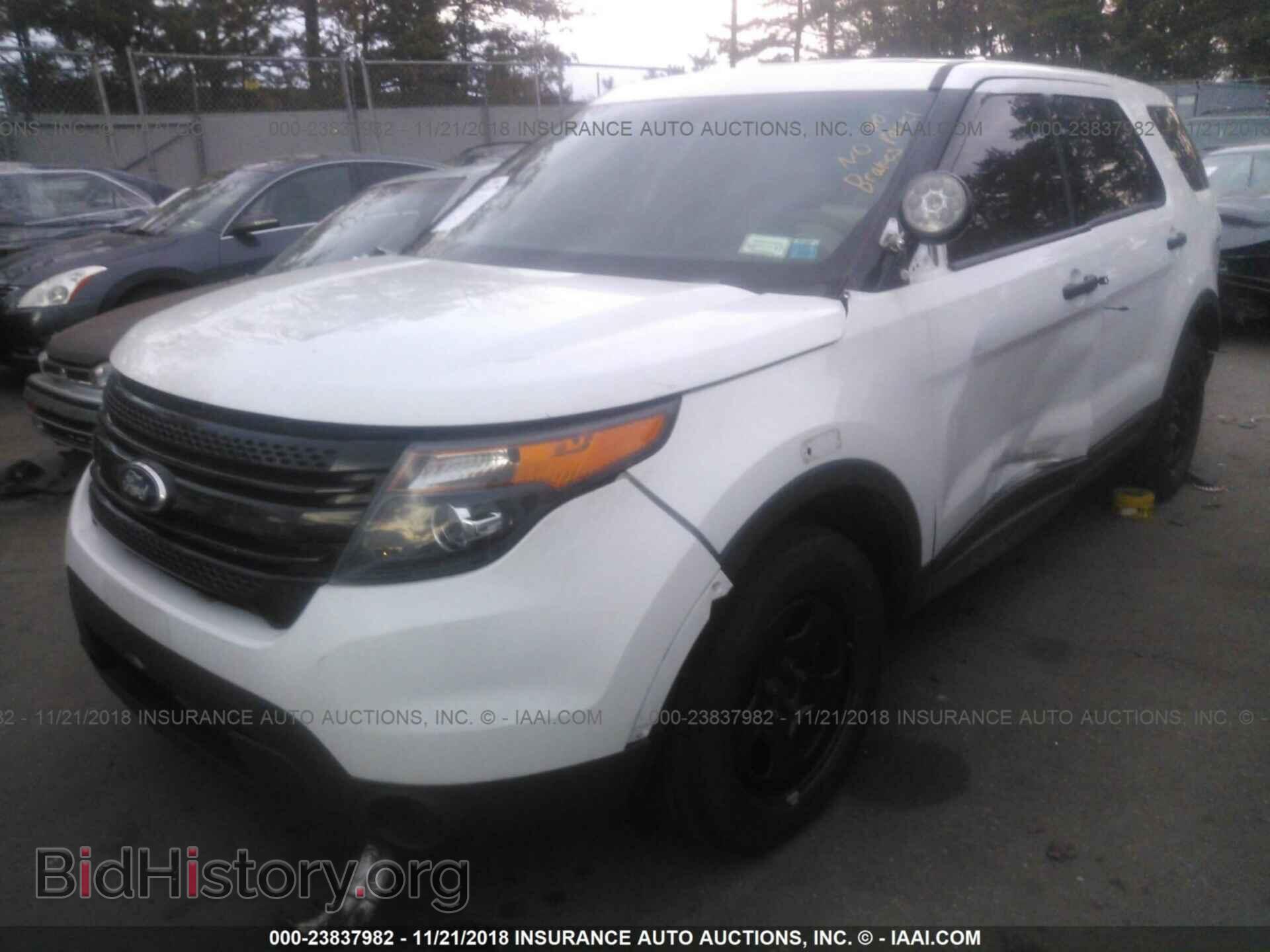 2014 Ford Explorer - VIN: 1FM5K8AR3EGC60592 - Фото 2