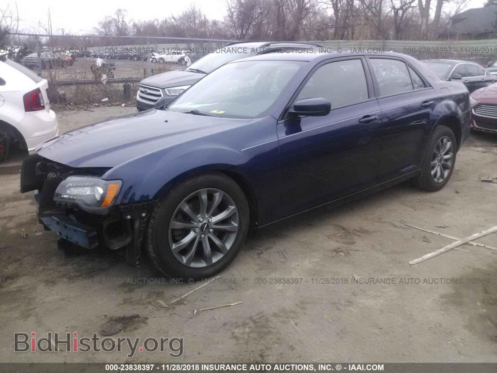 2014 CHRYSLER 300 - VIN: 2C3CCAGG0EH273735 - Фото 2