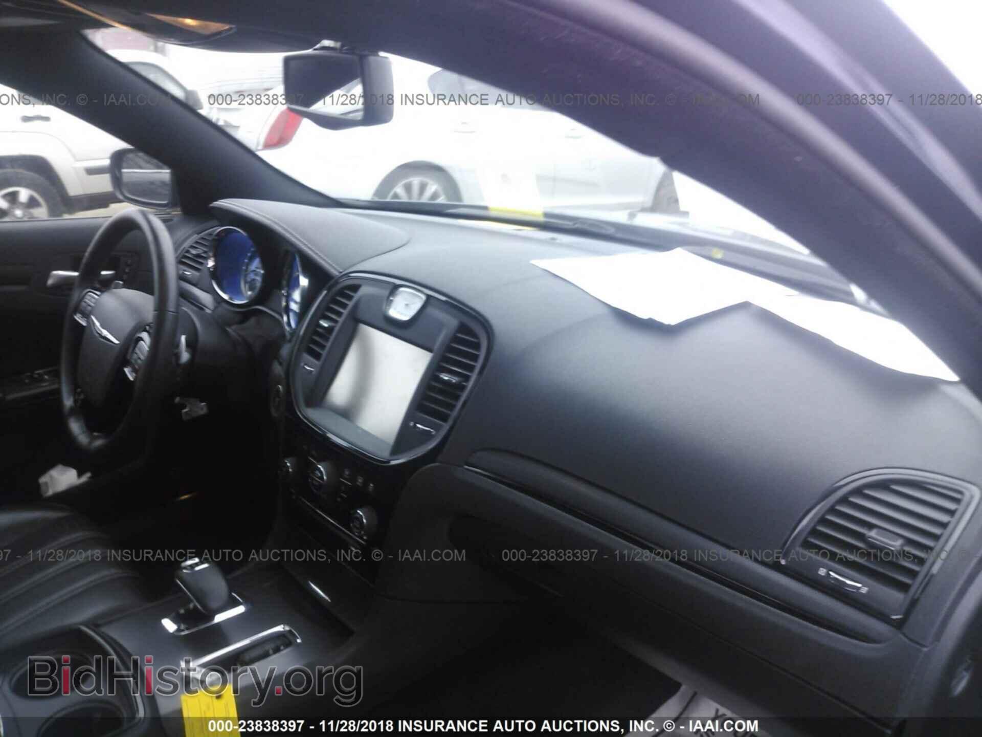2014 CHRYSLER 300 - VIN: 2C3CCAGG0EH273735 - Фото 5