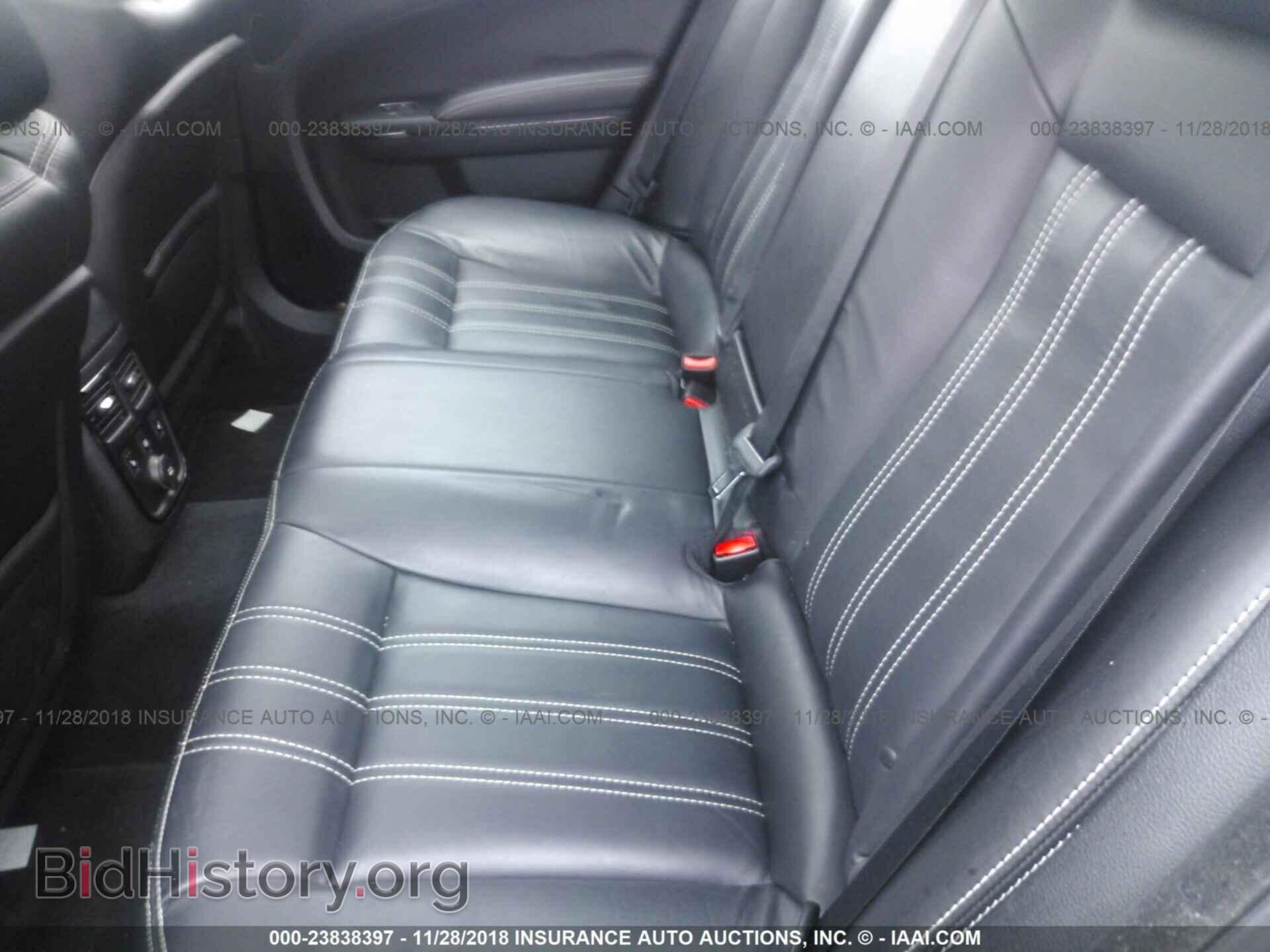 2014 CHRYSLER 300 - VIN: 2C3CCAGG0EH273735 - Фото 8